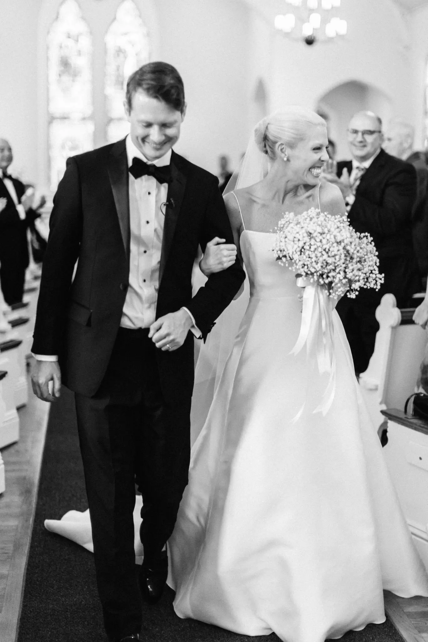 Caroline & Erik Wychmere Beach Club Cape Cod Wedding 45 Kelly Dillon Wedding Photographer KellyDillonPhotographyWychmereBeachClubCapeCodWeddingPhotography55 scaled