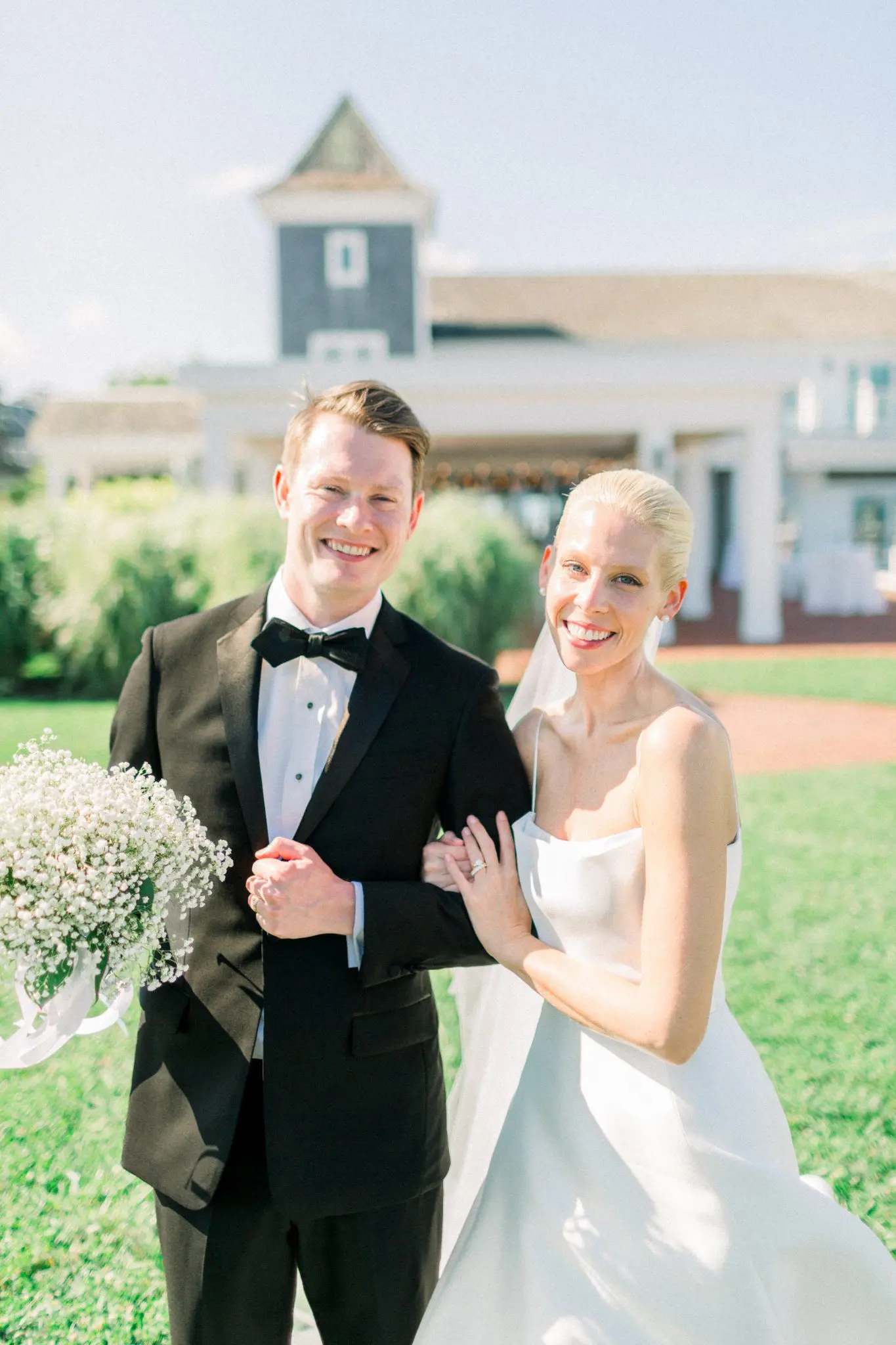 Caroline & Erik Wychmere Beach Club Cape Cod Wedding 59 Kelly Dillon Wedding Photographer KellyDillonPhotographyWychmereBeachClubCapeCodWeddingPhotography69 scaled