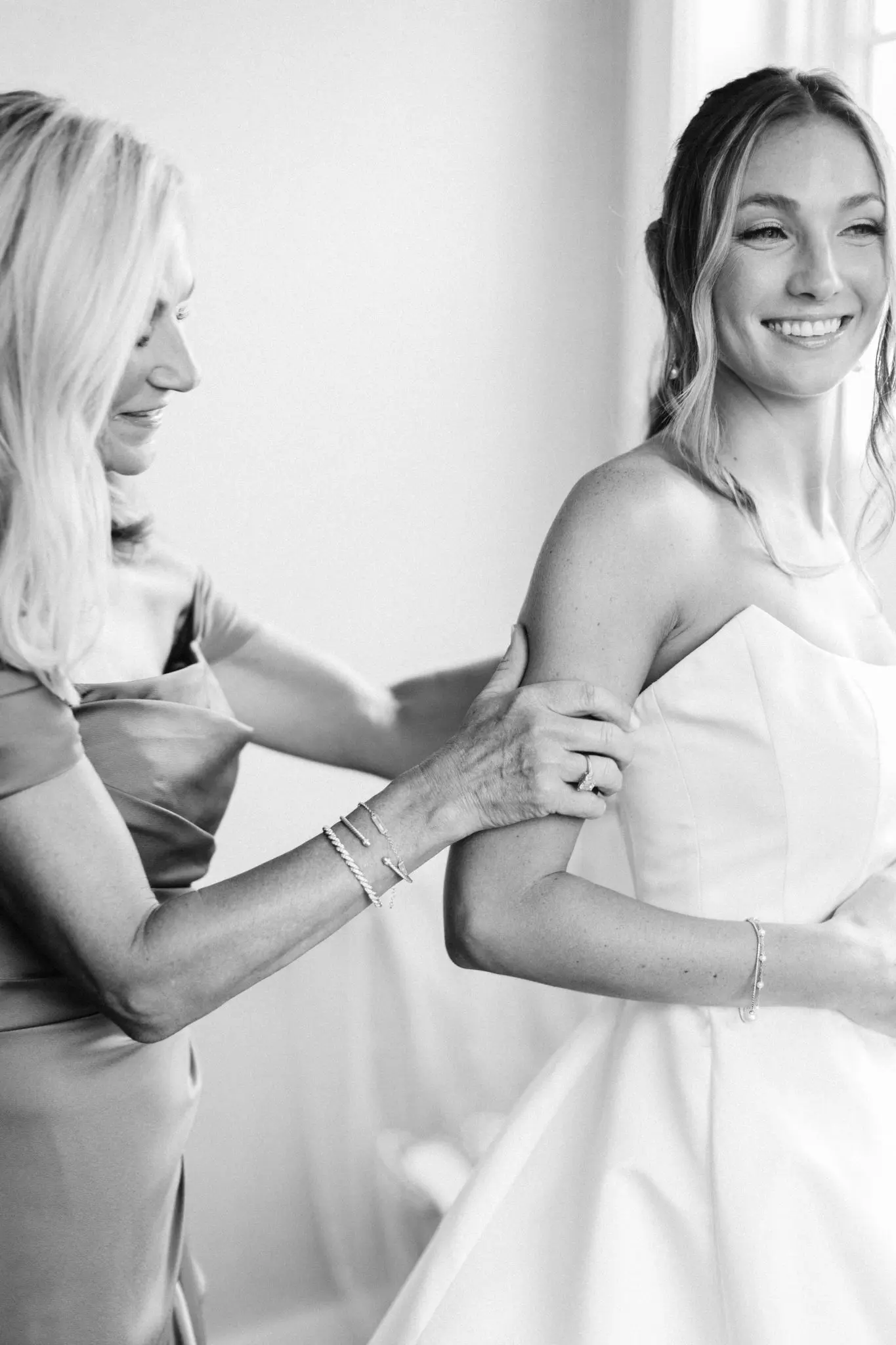 RIley & Jake Pelham House Resort Cape Cod Wedding 10 Kelly Dillon Wedding Photographer KellyDillonPhotographyPelhamHouseResortCapeCodWeddingPhotography11 scaled