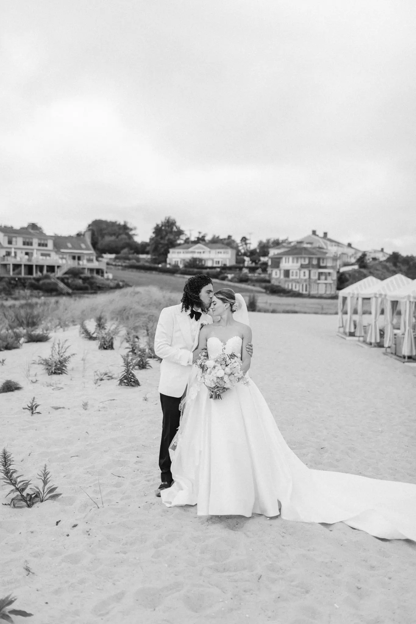 Emilie & Jack Chatham Bars Inn Cape Cod Wedding 52 Kelly Dillon Wedding Photographer KellyDillonPhotographyChathamBarsInnCapeCodWeddingPhotography59 scaled