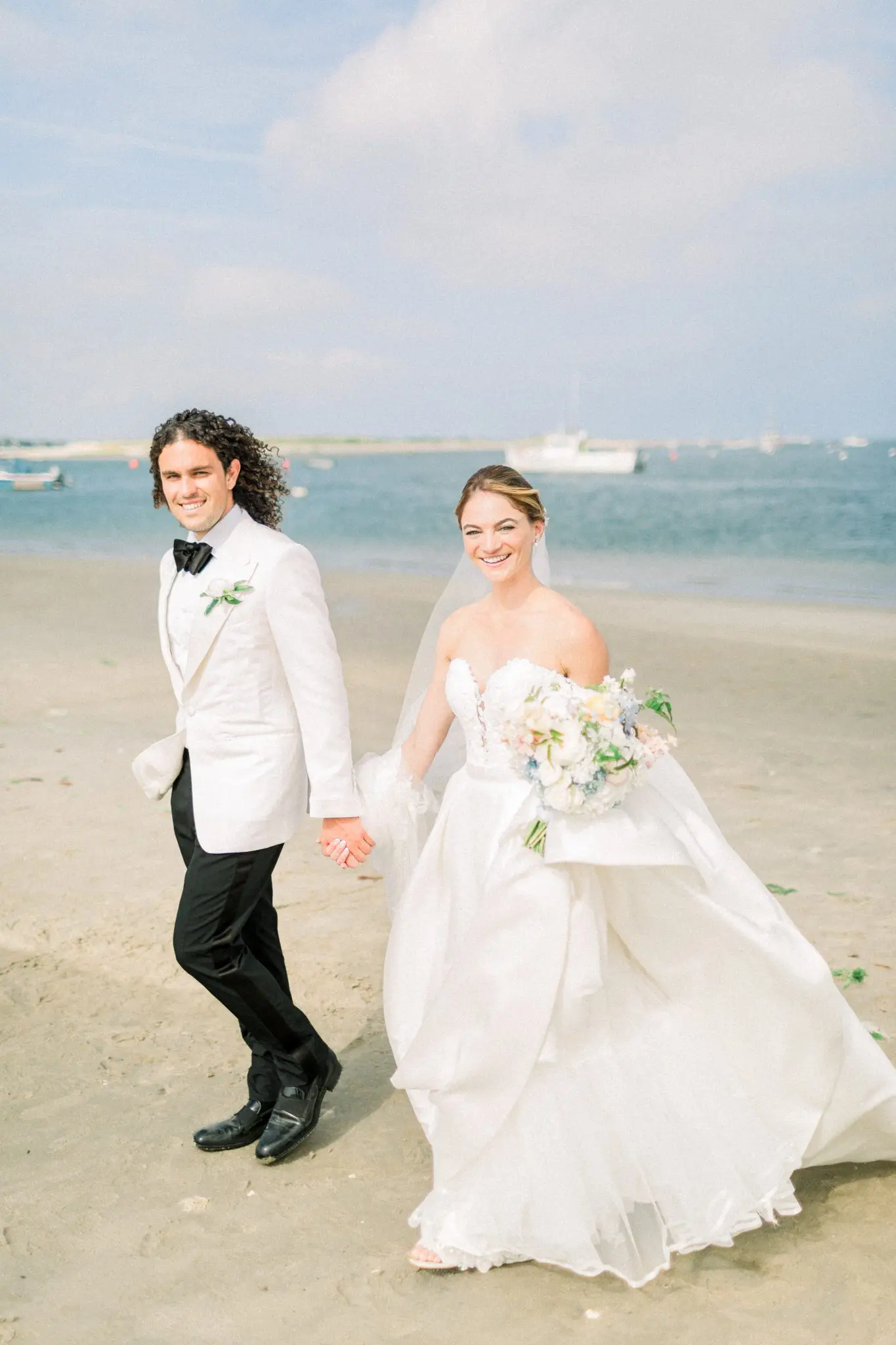 Emilie & Jack Chatham Bars Inn Cape Cod Wedding 56 Kelly Dillon Wedding Photographer KellyDillonPhotographyChathamBarsInnCapeCodWeddingPhotography64 scaled