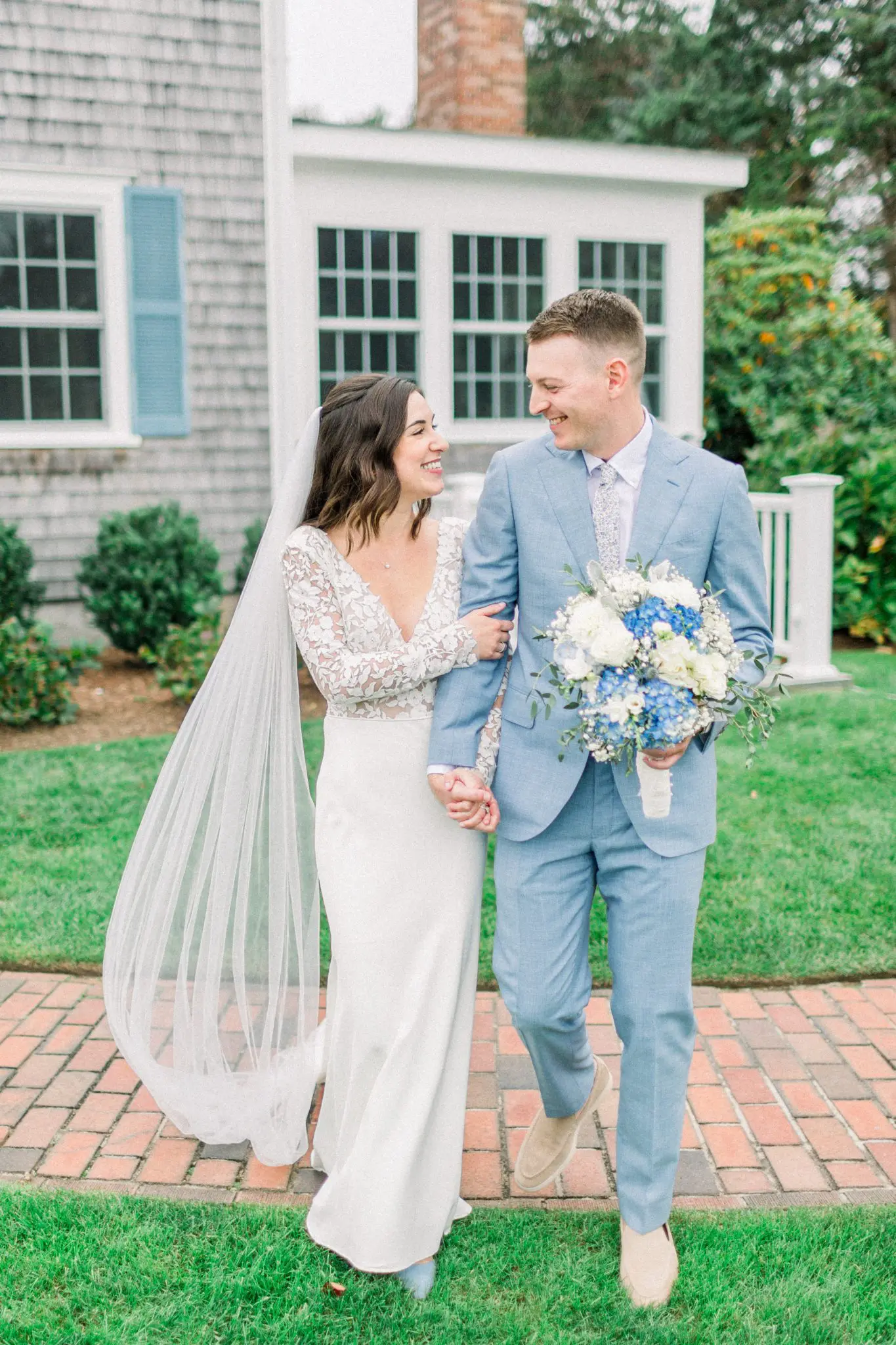 Laura & Andrew THe Dennis Inn Cape Cod Wedding 35 Kelly Dillon Wedding Photographer KellyDillonPhotographyTheDennisInnCapeCodWeddingPhotography40 scaled