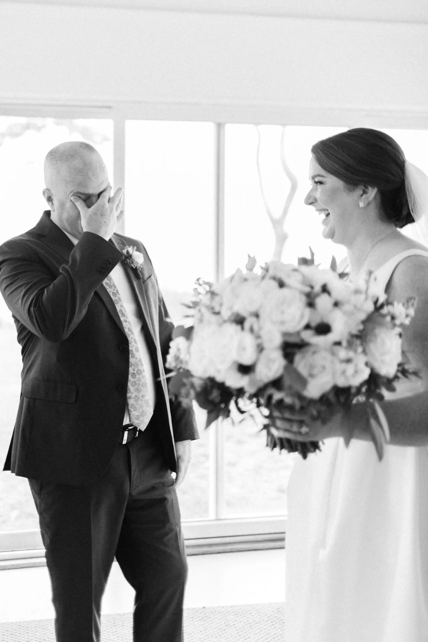 MAura and Matthew The Winslow Estate Cape Cod Wedding 26 Kelly Dillon Wedding Photographer KellyDillonPhotographyTheWinslowEstateCapeCodWeddingPhotography24 scaled