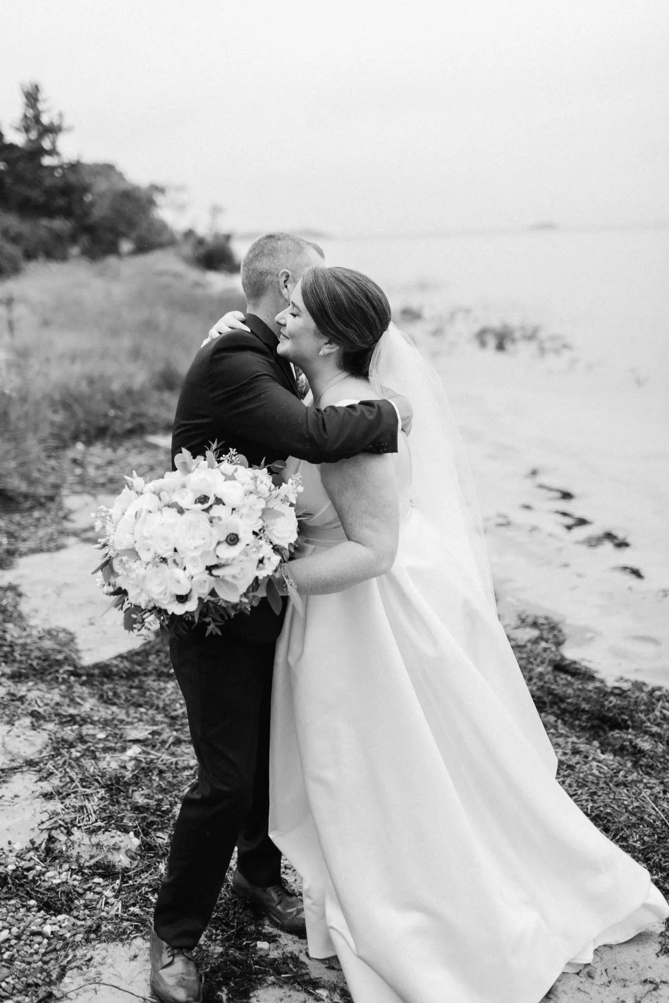 MAura and Matthew The Winslow Estate Cape Cod Wedding 42 Kelly Dillon Wedding Photographer KellyDillonPhotographyTheWinslowEstateCapeCodWeddingPhotography40 scaled