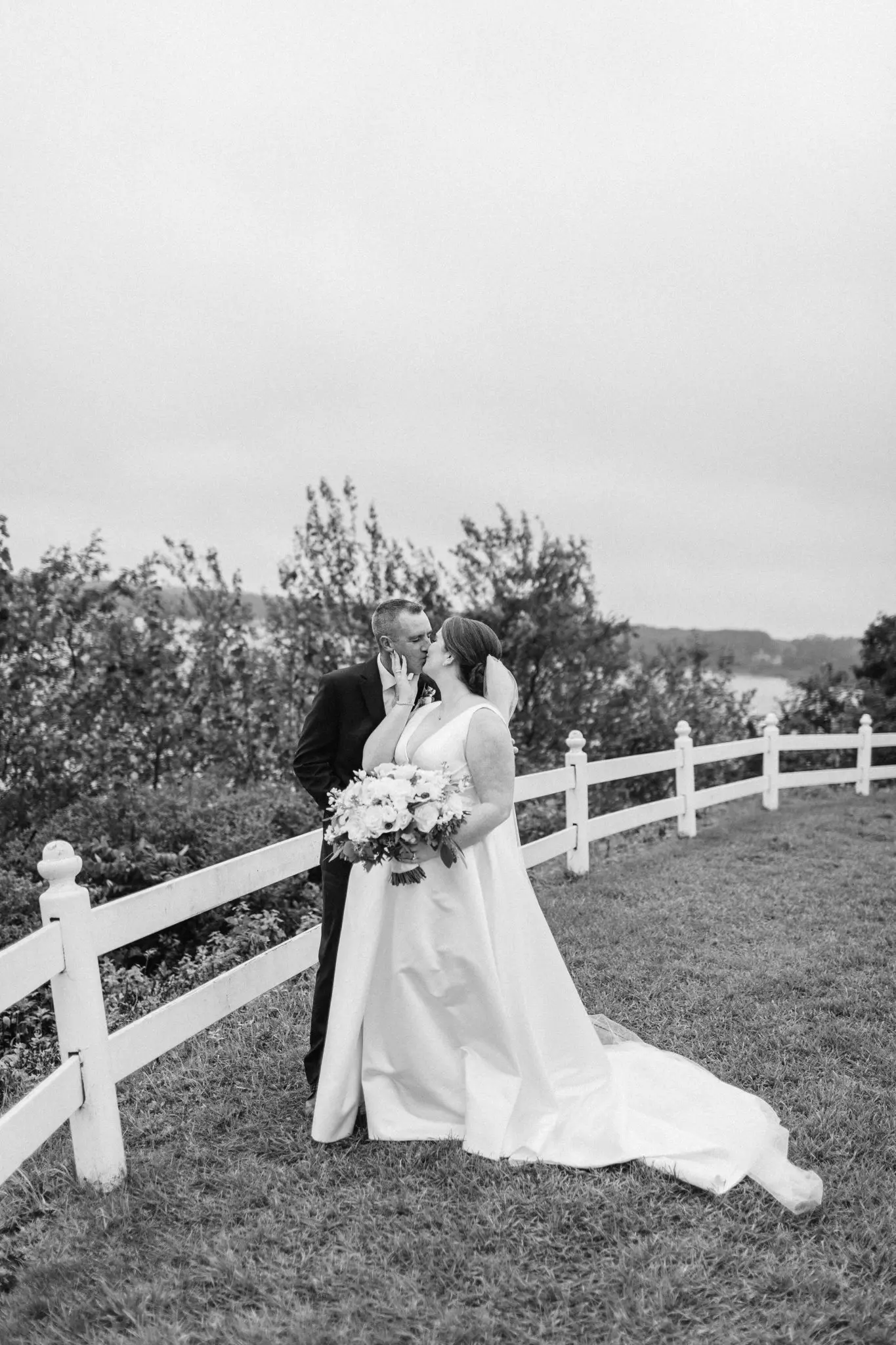 MAura and Matthew The Winslow Estate Cape Cod Wedding 47 Kelly Dillon Wedding Photographer KellyDillonPhotographyTheWinslowEstateCapeCodWeddingPhotography45 scaled