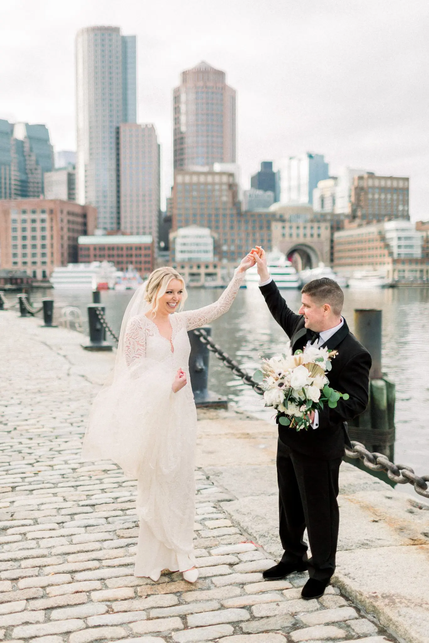 Hannah & Thomas The State Room Boston Wedding 2 Kelly Dillon Wedding Photographer KellyDillonPhotographyPhotographyTheStateRoomBostonWeddingPhotography2 scaled