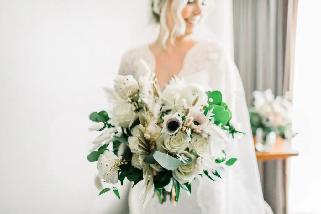 Hannah & Thomas The State Room Boston Wedding 23 Kelly Dillon Wedding Photographer KellyDillonPhotographyPhotographyTheStateRoomBostonWeddingPhotography24