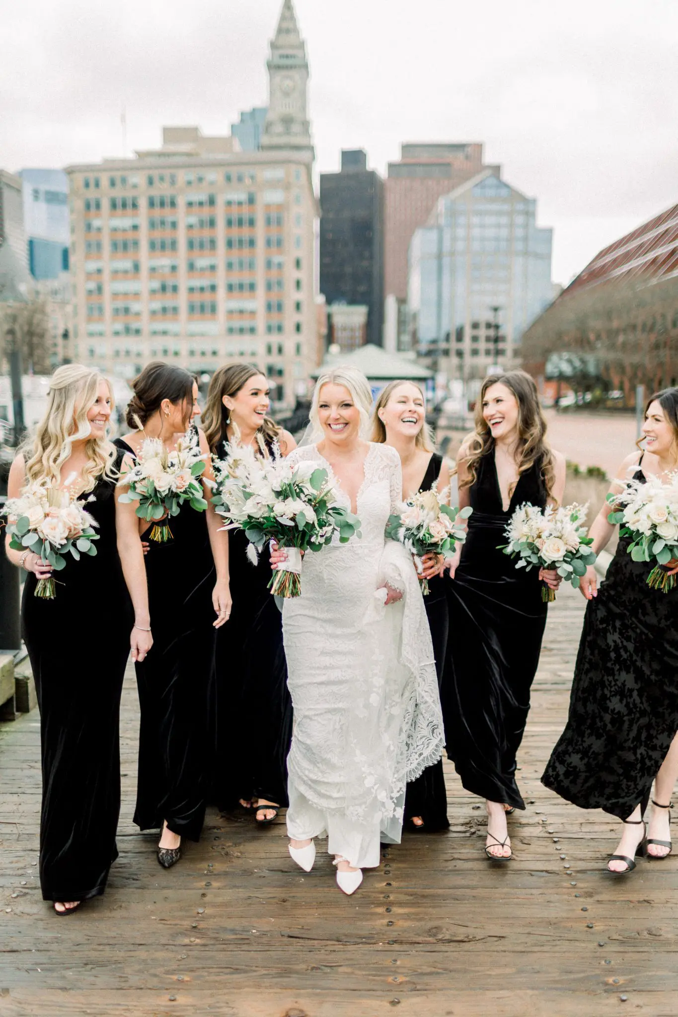 Hannah & Thomas The State Room Boston Wedding 41 Kelly Dillon Wedding Photographer KellyDillonPhotographyPhotographyTheStateRoomBostonWeddingPhotography3 1 scaled