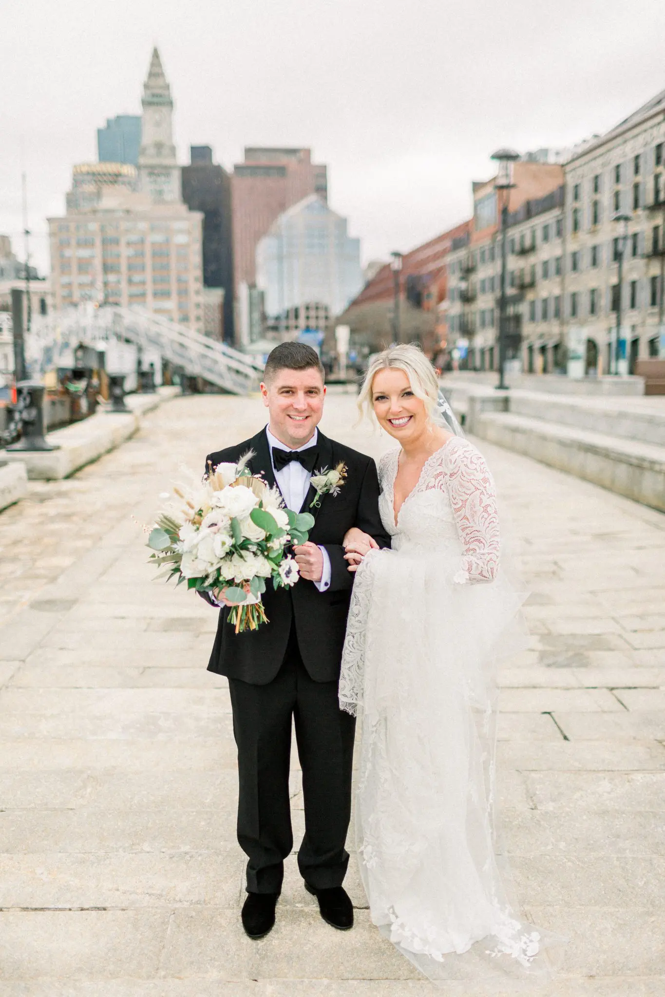 Hannah & Thomas The State Room Boston Wedding 32 Kelly Dillon Wedding Photographer KellyDillonPhotographyPhotographyTheStateRoomBostonWeddingPhotography33 scaled