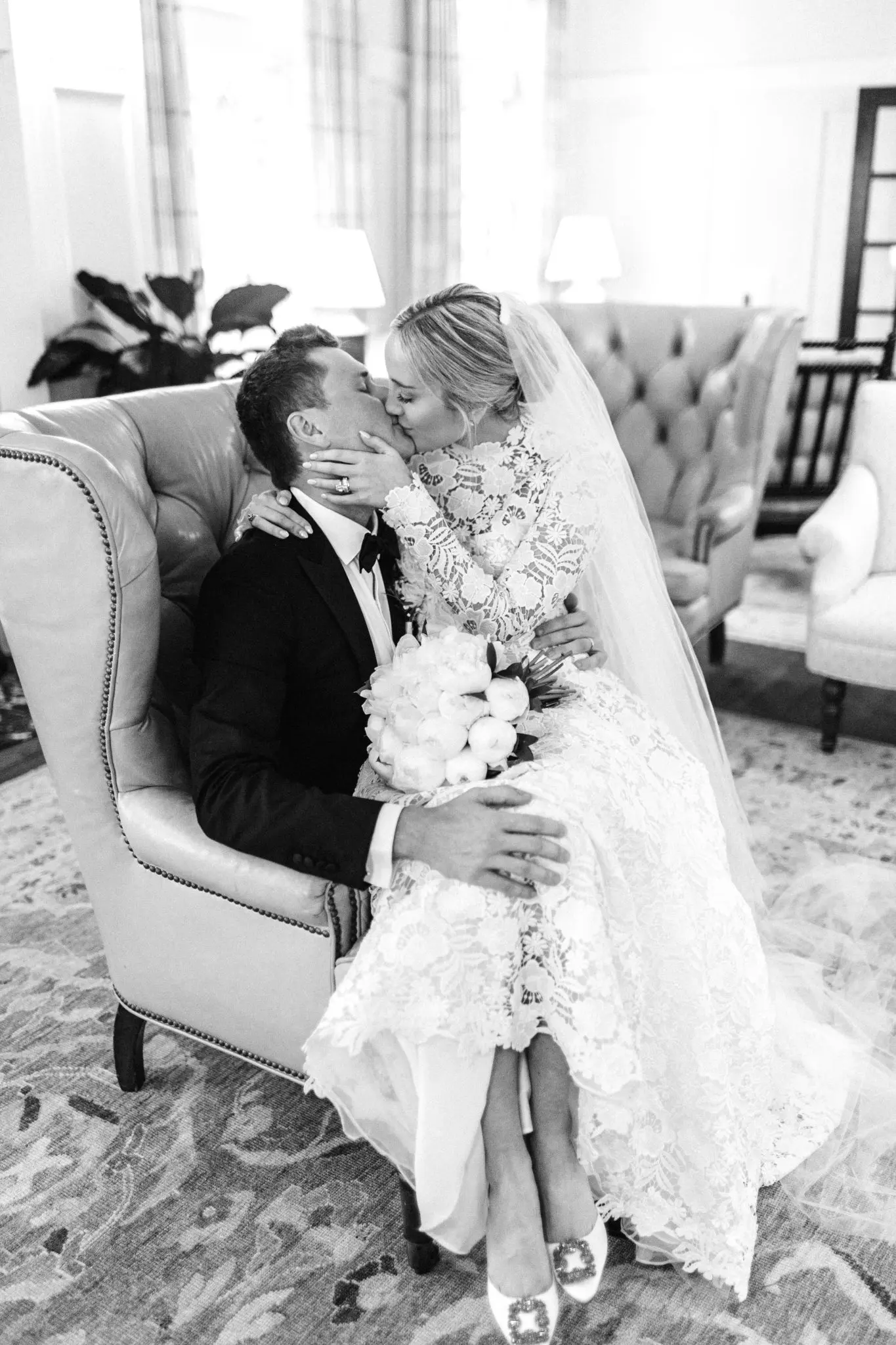 Elena & Geoffery Chatham Bars Inn Cape Cod Wedding 62 Kelly Dillon Wedding Photographer KellyDillonPhotographyPhotographyCapeCodWeddingPhotographyChathamBarsInnWedding59 scaled