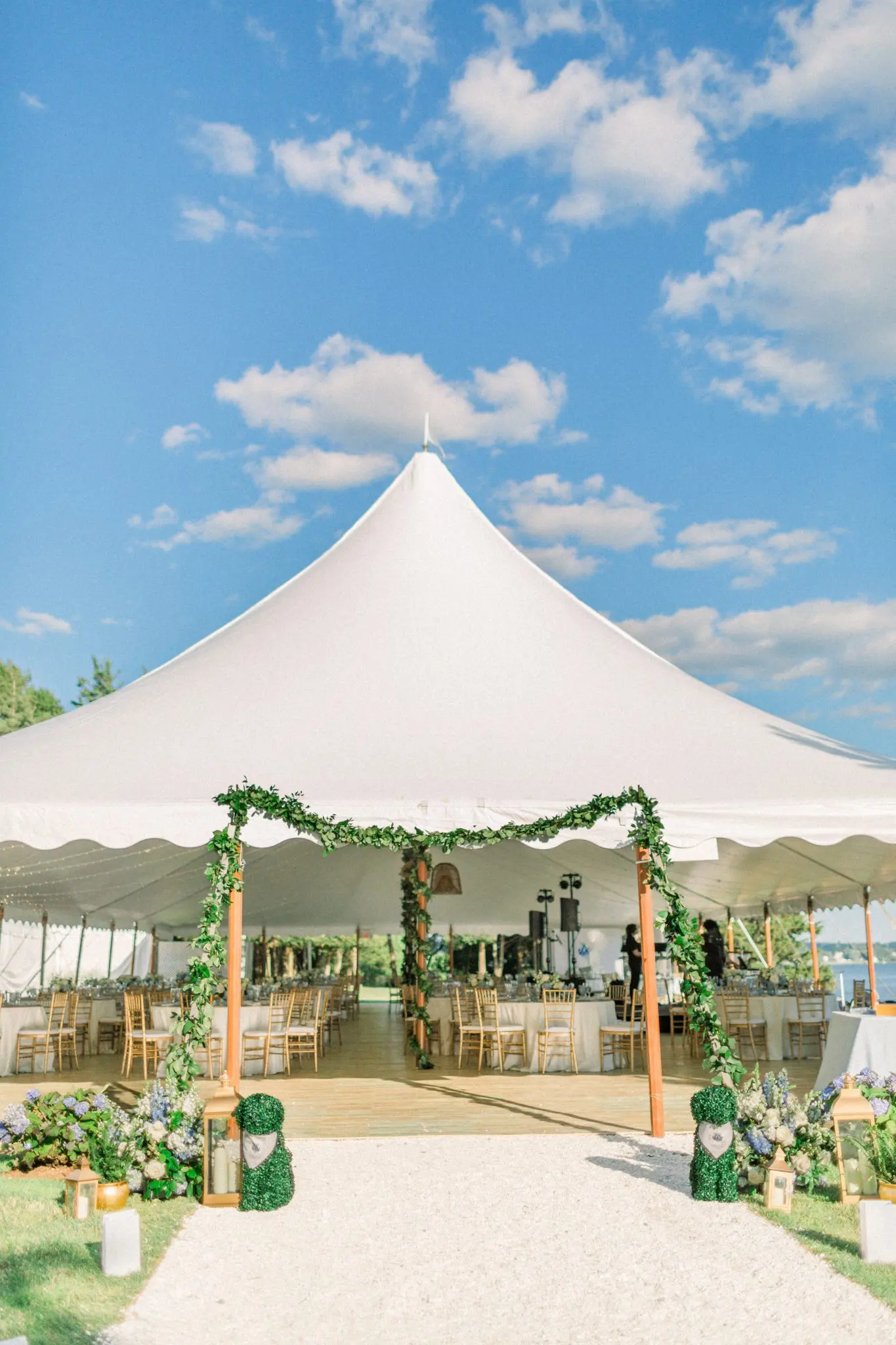 Maddie & Teddy Mount Hope Farm Bristol, RI Wedding 61 Kelly Dillon Wedding Photographer KellyDillonPhotographyPhotographyMountHopeFarmNewportRIWeddingPhotographyCapeCodWeddingPhotographer62 scaled