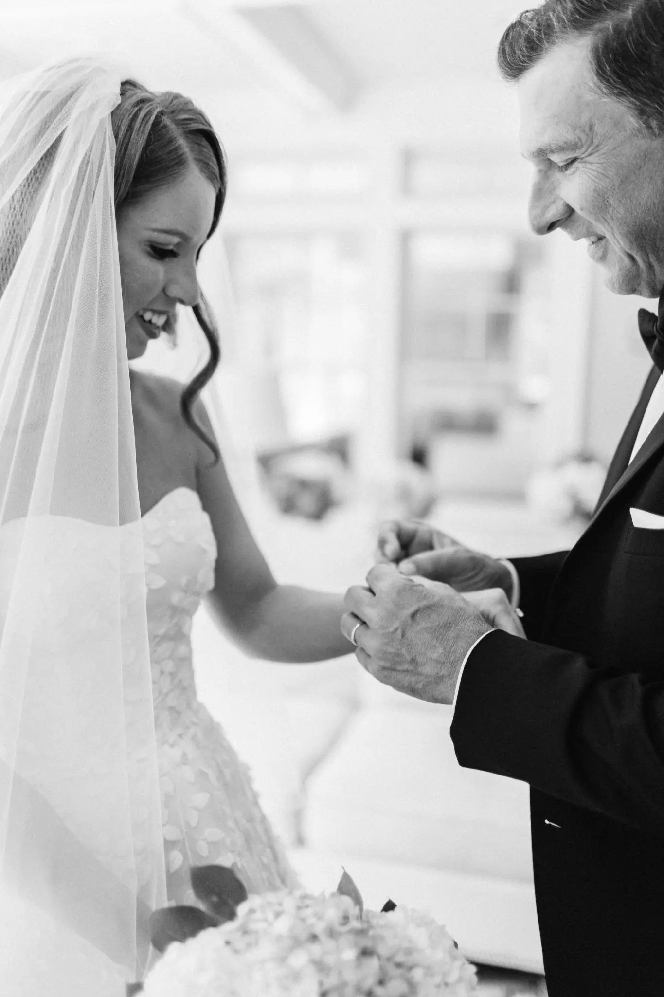 Caroline & Dean Cape Cod Wedding | Chatham Bars Inn 17 Kelly Dillon Wedding Photographer KellyDillonPhotographyChathamBarsInnWeddingCapeCodWeddingPhotographyCapeCodWeddingPhotographer18 scaled
