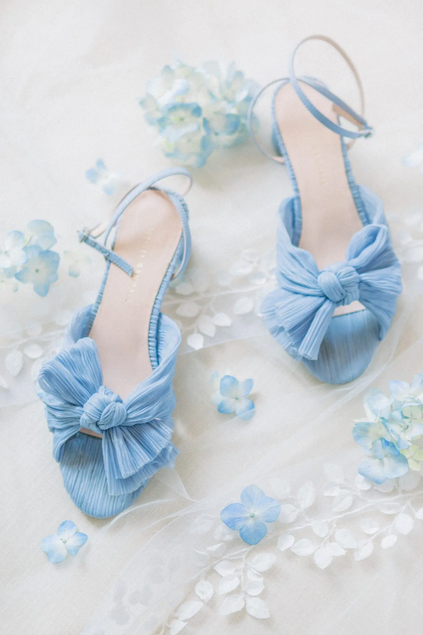Caroline & Dean Cape Cod Wedding | Chatham Bars Inn 9 Kelly Dillon Wedding Photographer KellyDillonPhotographyChathamBarsInnWeddingCapeCodWeddingPhotographyCapeCodWeddingPhotographer7 scaled