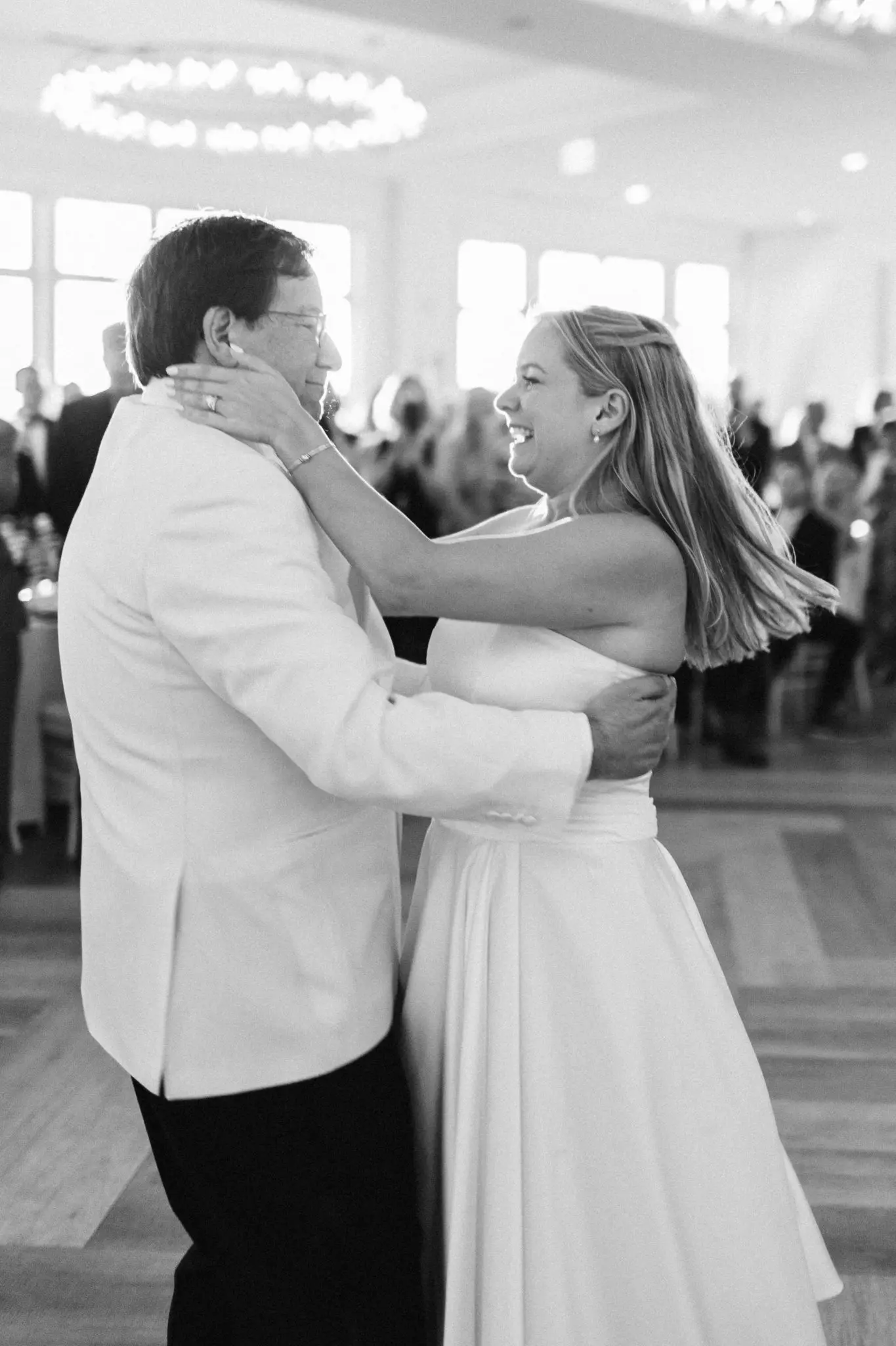 Becca & Rob Wychmere Beach Club The Dune Cape Cod Wedding 107 Kelly Dillon Wedding Photographer KellyDillonPhotographyPhotographyWychmereWeddingPhotographyCapeCodWeddingPhotographer117 scaled