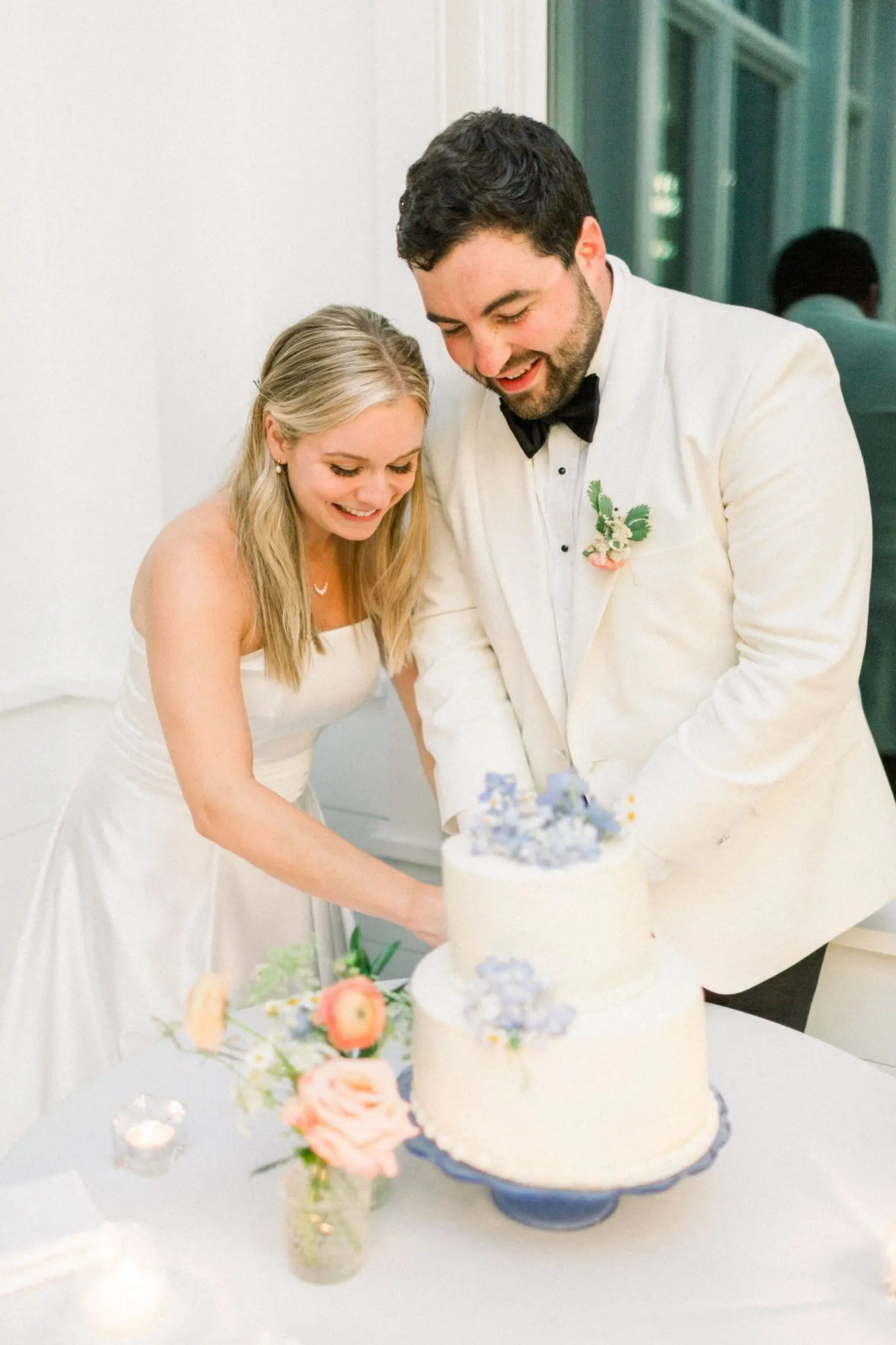 Becca & Rob Wychmere Beach Club The Dune Cape Cod Wedding 118 Kelly Dillon Wedding Photographer KellyDillonPhotographyPhotographyWychmereWeddingPhotographyCapeCodWeddingPhotographer128 scaled