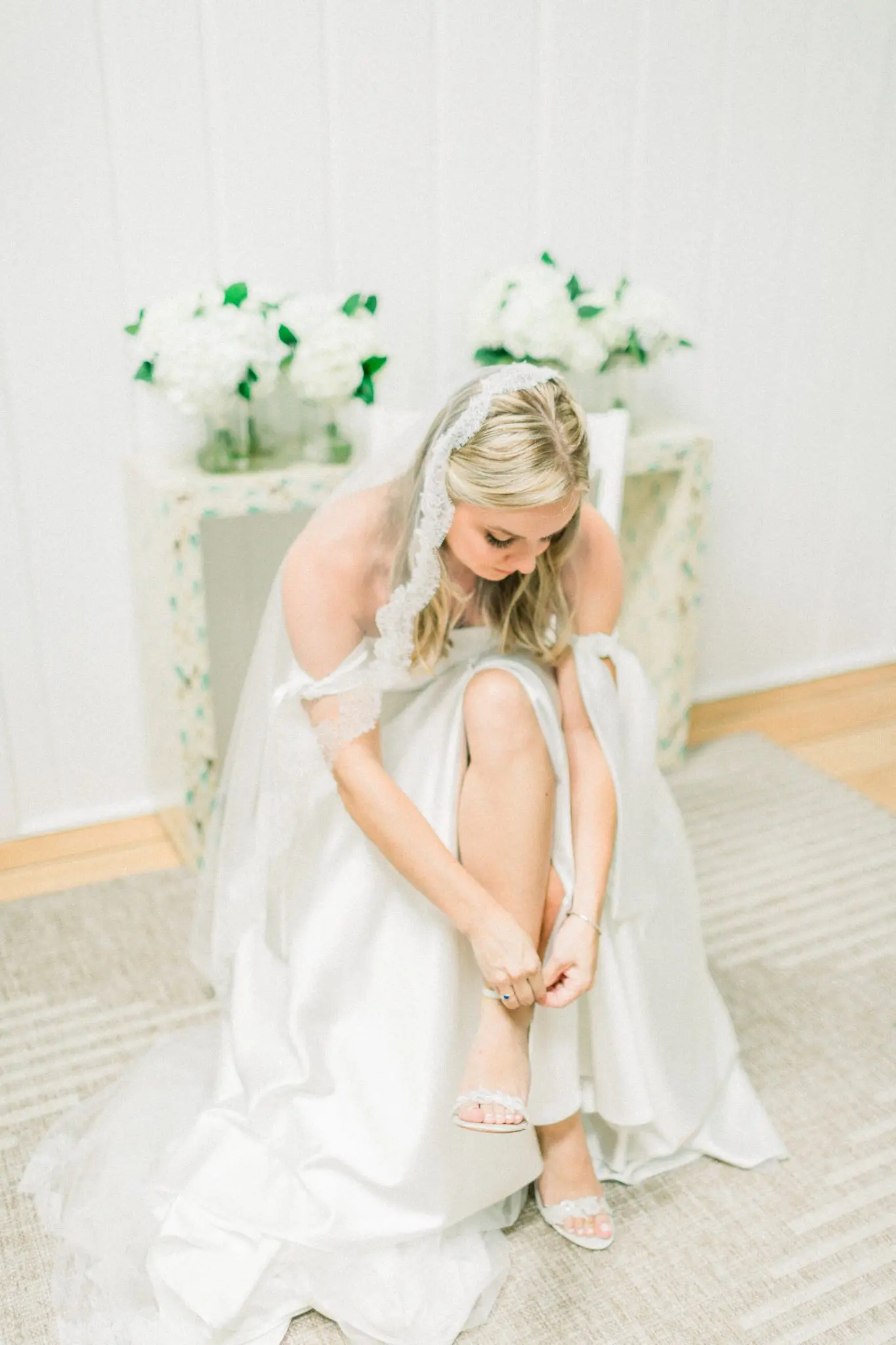 Becca & Rob Wychmere Beach Club The Dune Cape Cod Wedding 15 Kelly Dillon Wedding Photographer KellyDillonPhotographyPhotographyWychmereWeddingPhotographyCapeCodWeddingPhotographer20 scaled
