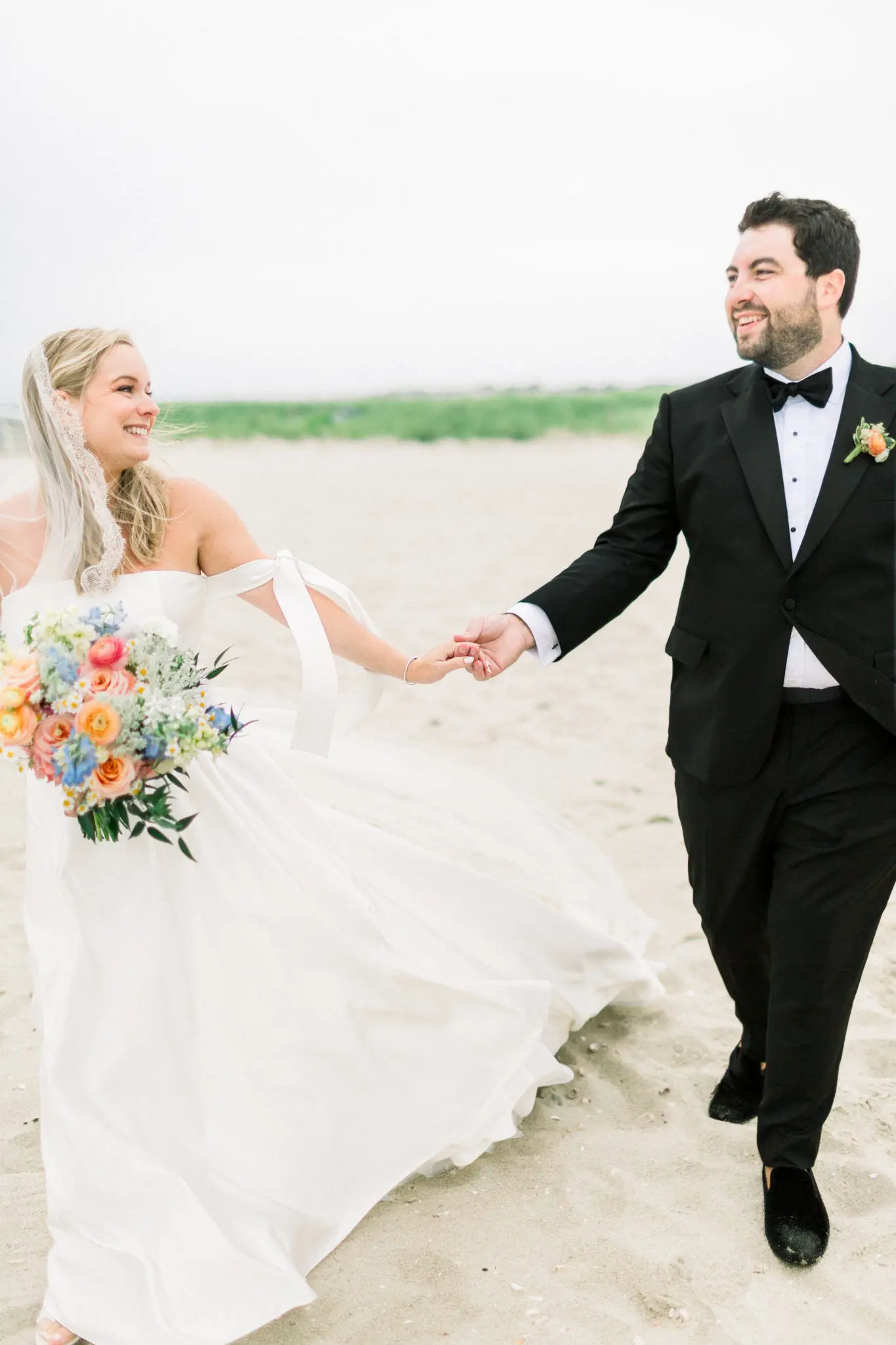 Becca & Rob Wychmere Beach Club The Dune Cape Cod Wedding 40 Kelly Dillon Wedding Photographer KellyDillonPhotographyPhotographyWychmereWeddingPhotographyCapeCodWeddingPhotographer46 scaled