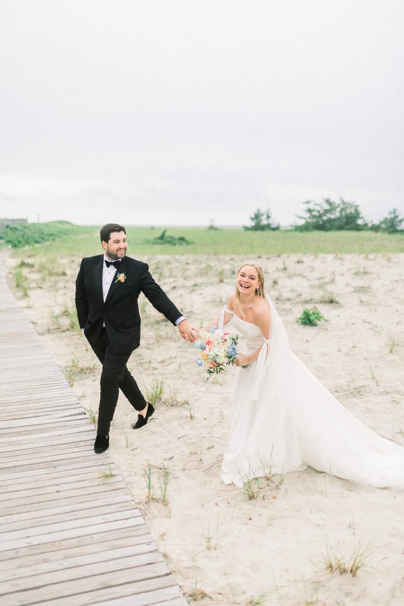 Becca & Rob Wychmere Beach Club The Dune Cape Cod Wedding 56 Kelly Dillon Wedding Photographer KellyDillonPhotographyPhotographyWychmereWeddingPhotographyCapeCodWeddingPhotographer63 scaled