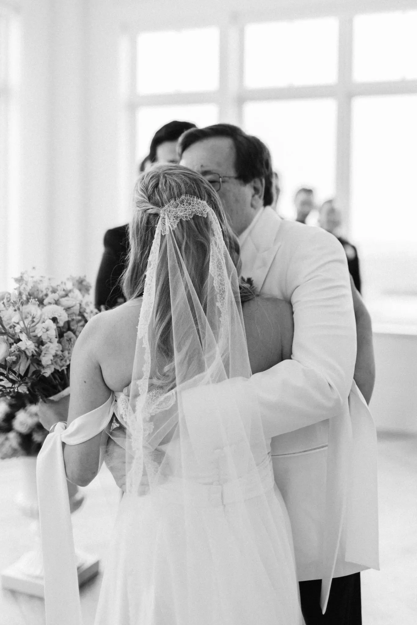 Becca & Rob Wychmere Beach Club The Dune Cape Cod Wedding 67 Kelly Dillon Wedding Photographer KellyDillonPhotographyPhotographyWychmereWeddingPhotographyCapeCodWeddingPhotographer75 scaled