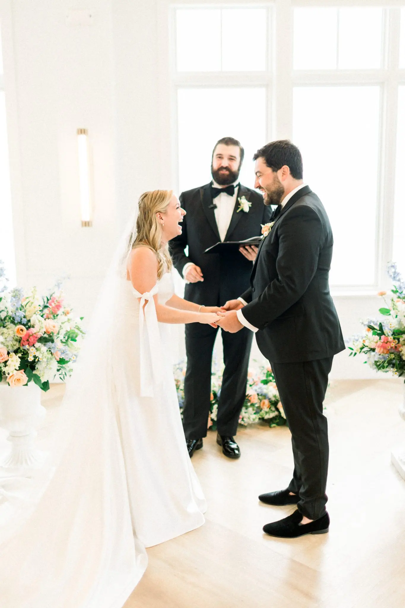 Becca & Rob Wychmere Beach Club The Dune Cape Cod Wedding 70 Kelly Dillon Wedding Photographer KellyDillonPhotographyPhotographyWychmereWeddingPhotographyCapeCodWeddingPhotographer78 scaled