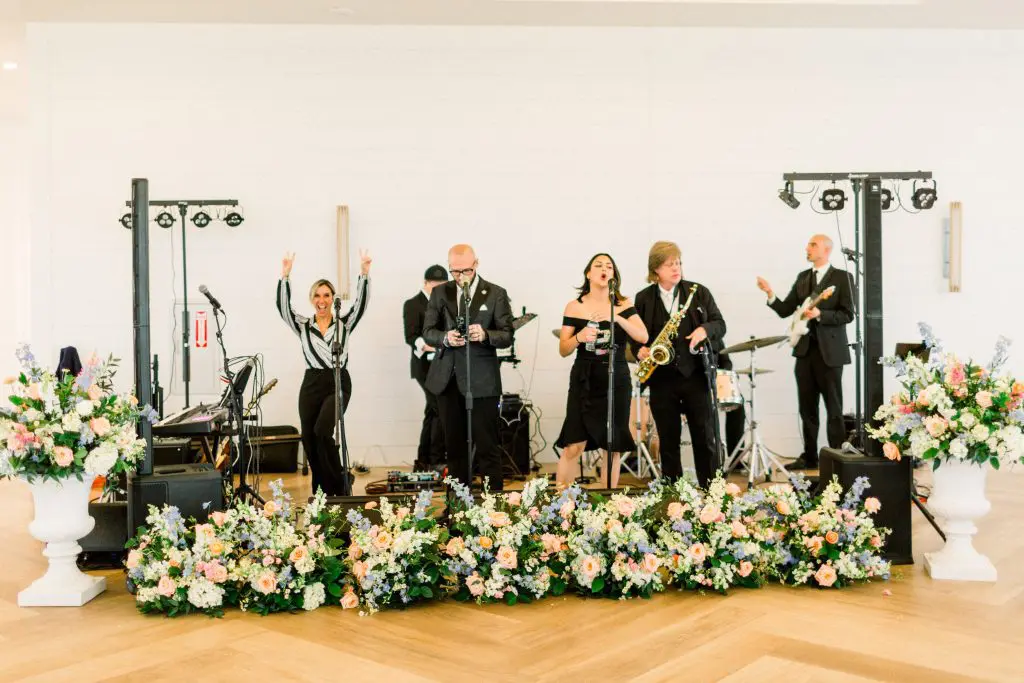 Becca & Rob Wychmere Beach Club The Dune Cape Cod Wedding 85 Kelly Dillon Wedding Photographer KellyDillonPhotographyPhotographyWychmereWeddingPhotographyCapeCodWeddingPhotographer94