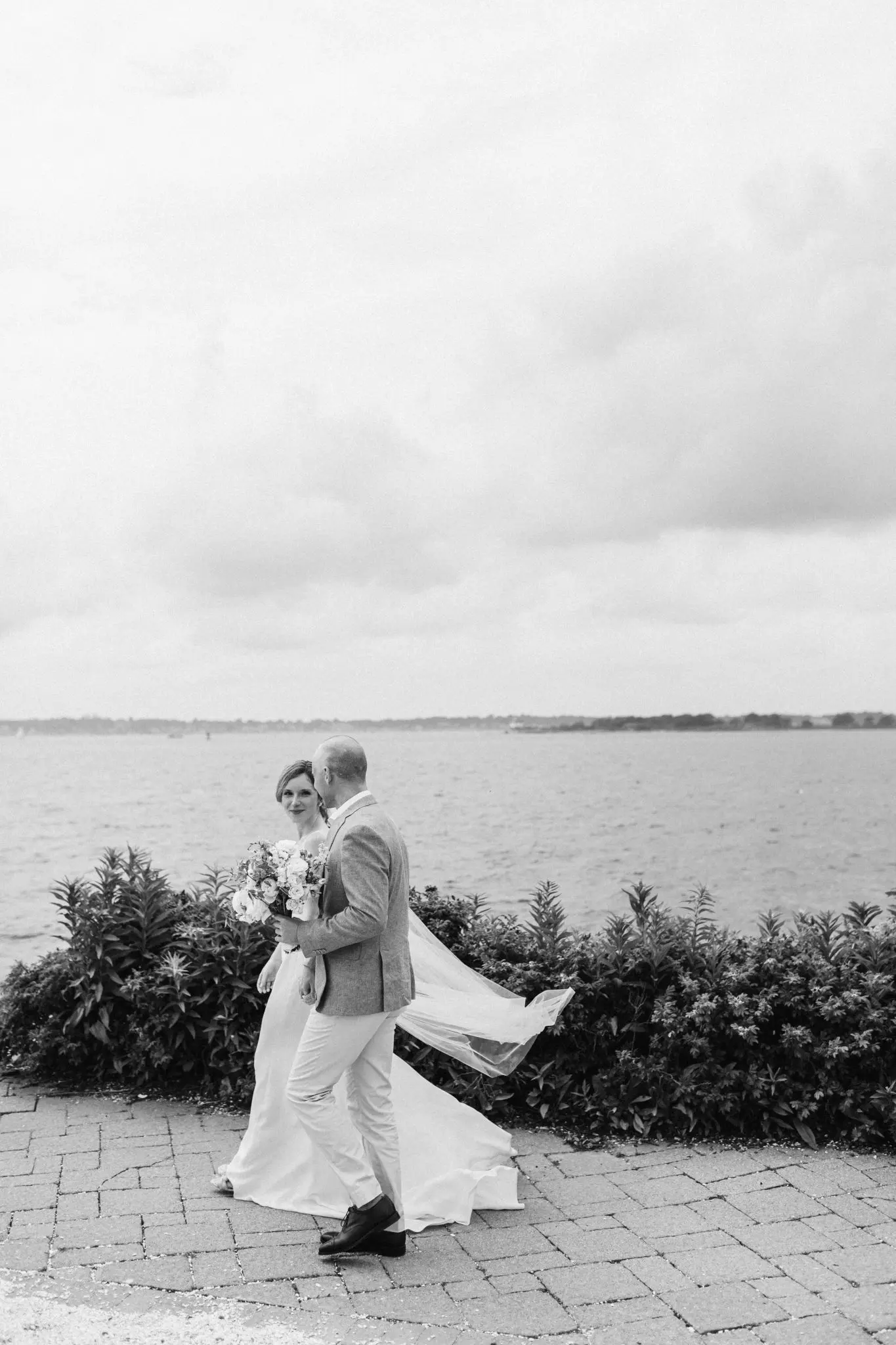 AIslinn & Charles Newport Beach Club Newport, RI Wedding 34 Kelly Dillon Wedding Photographer KellyDillonPhotographyNewportBeachHouseNewportRIWeddingPhotographyNewportRIWeddingPhotographer35 scaled