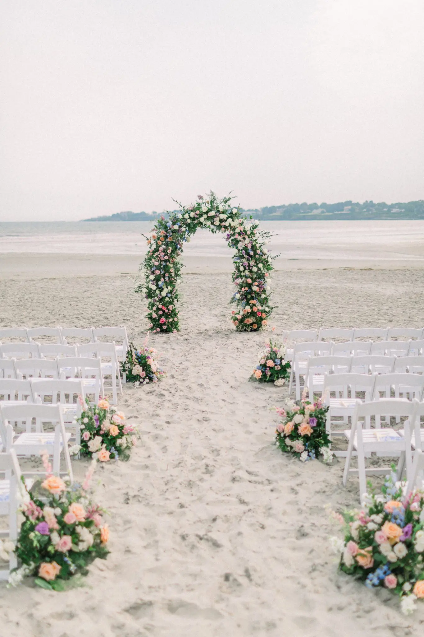 AIslinn & Charles Newport Beach Club Newport, RI Wedding 47 Kelly Dillon Wedding Photographer KellyDillonPhotographyNewportBeachHouseNewportRIWeddingPhotographyNewportRIWeddingPhotographer48 scaled