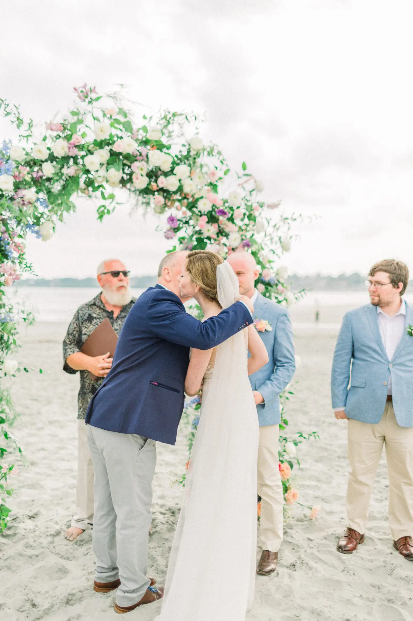 AIslinn & Charles Newport Beach Club Newport, RI Wedding 55 Kelly Dillon Wedding Photographer KellyDillonPhotographyNewportBeachHouseNewportRIWeddingPhotographyNewportRIWeddingPhotographer57 scaled