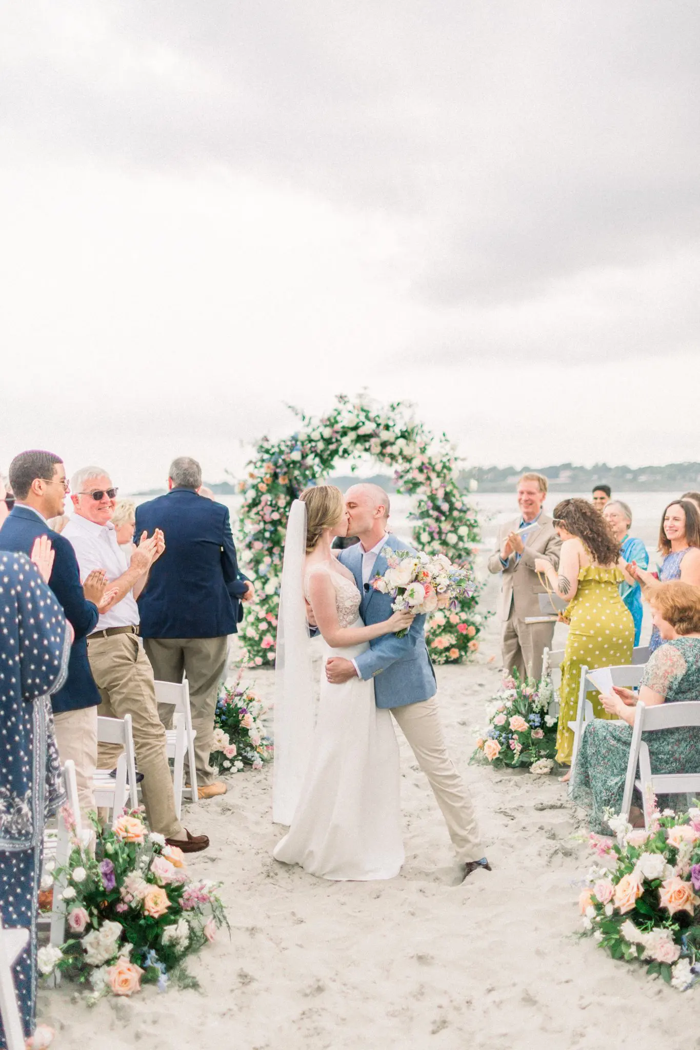 AIslinn & Charles Newport Beach Club Newport, RI Wedding 63 Kelly Dillon Wedding Photographer KellyDillonPhotographyNewportBeachHouseNewportRIWeddingPhotographyNewportRIWeddingPhotographer65 scaled