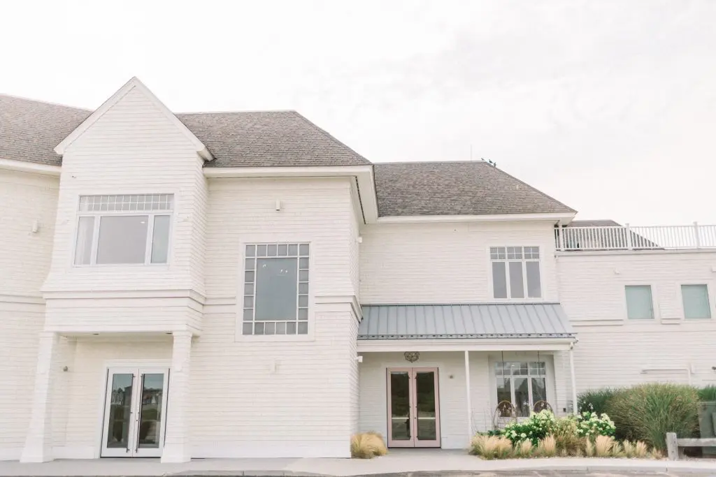 AIslinn & Charles Newport Beach Club Newport, RI Wedding 69 Kelly Dillon Wedding Photographer KellyDillonPhotographyNewportBeachHouseNewportRIWeddingPhotographyNewportRIWeddingPhotographer71