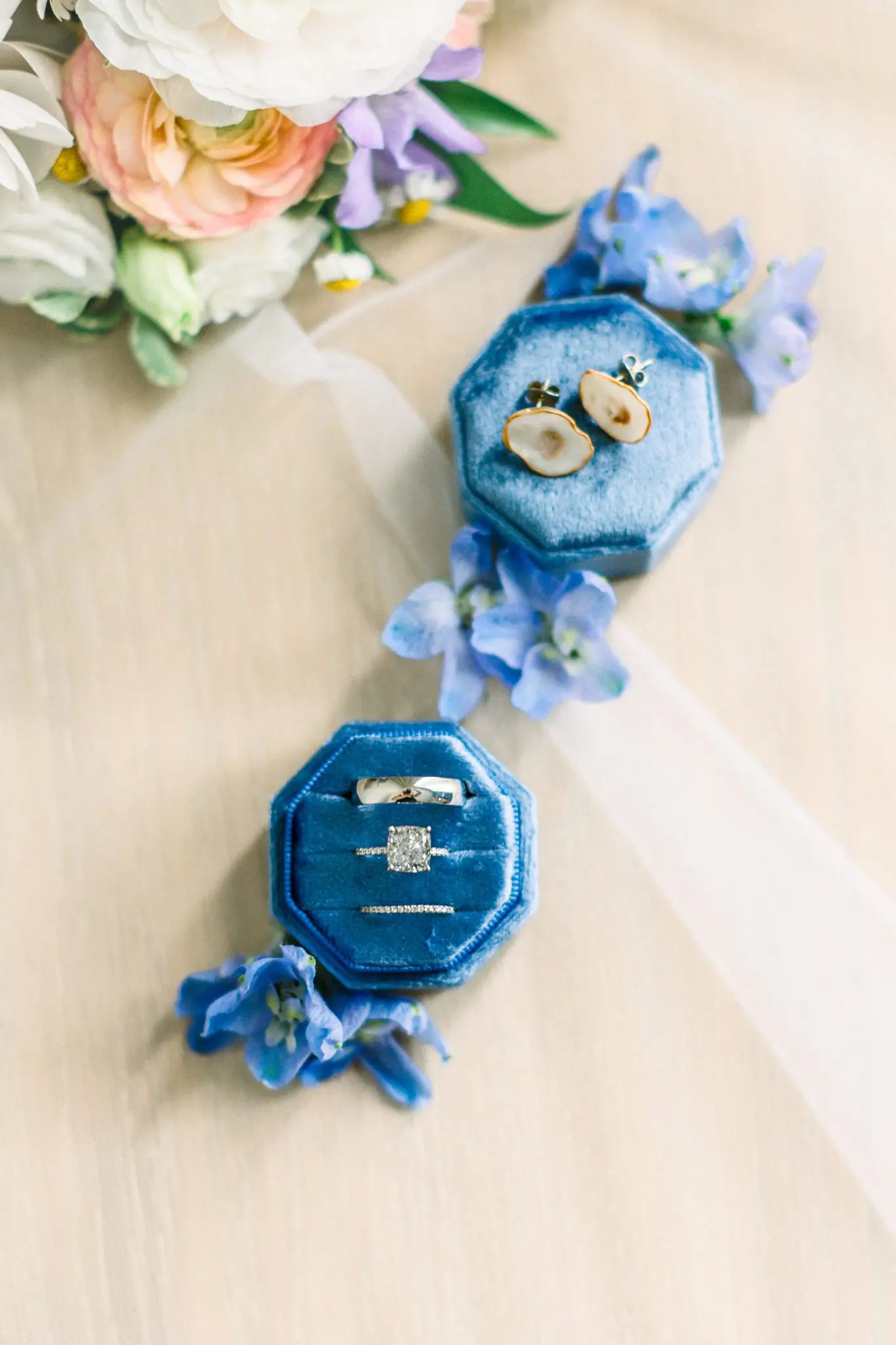 AIslinn & Charles Newport Beach Club Newport, RI Wedding 9 Kelly Dillon Wedding Photographer KellyDillonPhotographyNewportBeachHouseNewportRIWeddingPhotographyNewportRIWeddingPhotographer8 scaled