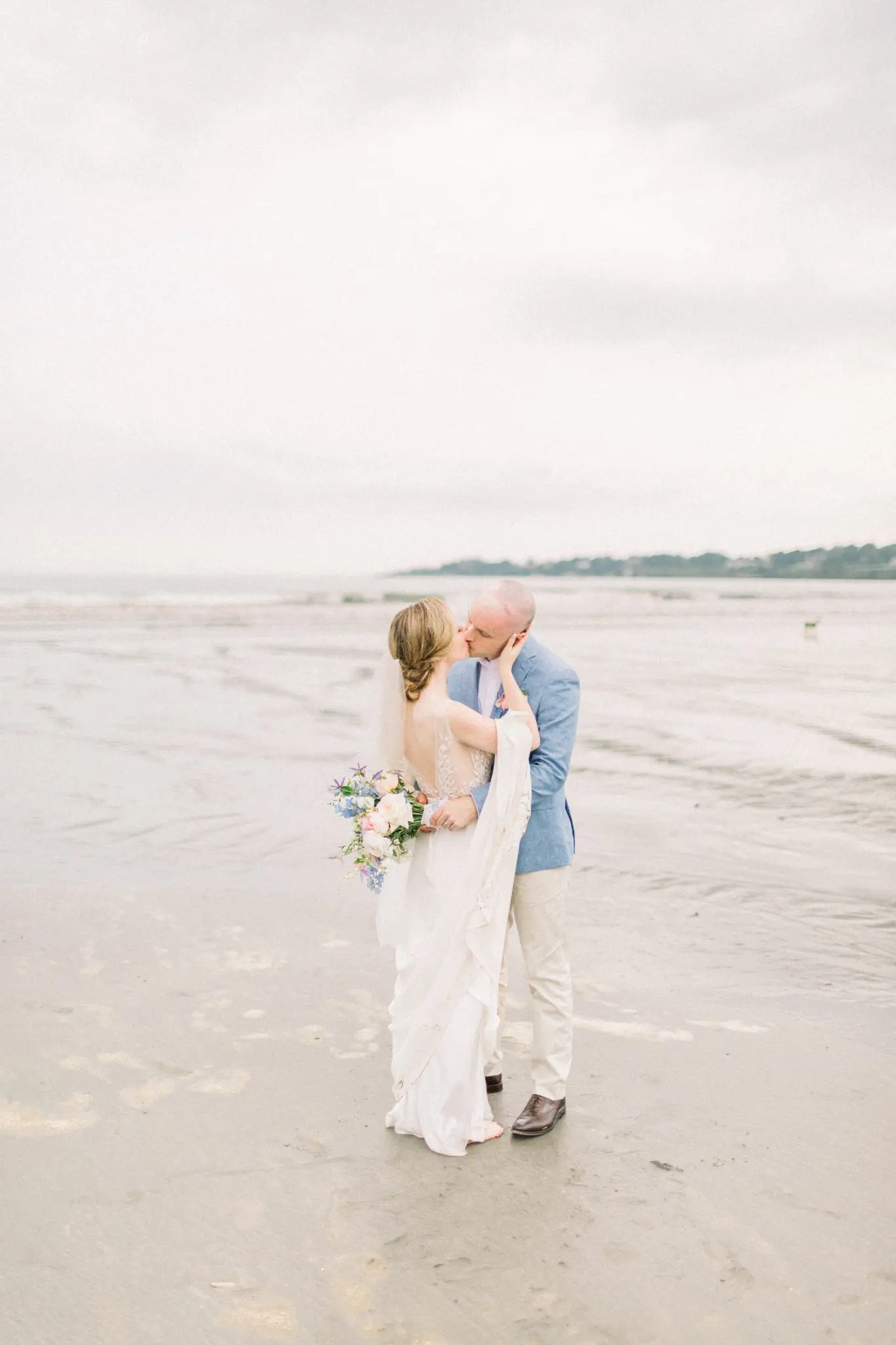 AIslinn & Charles Newport Beach Club Newport, RI Wedding 89 Kelly Dillon Wedding Photographer KellyDillonPhotographyNewportBeachHouseNewportRIWeddingPhotographyNewportRIWeddingPhotographer90 scaled