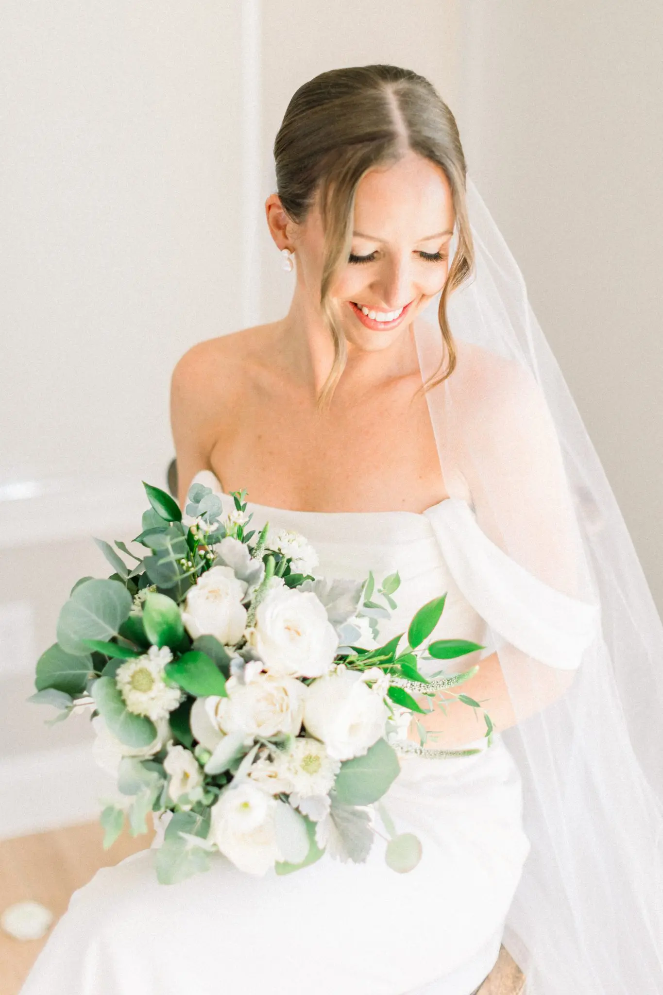Tara & John Wychmere Cape Cod Wedding 14 Kelly Dillon Wedding Photographer KellyDillonPhotographyWychmereBeachClubCapeCodWeddingPhotographyCapeCodWeddingPhotographer14 scaled
