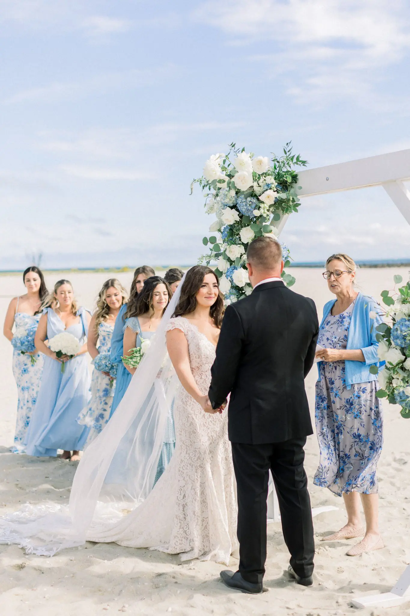 Taylor & Chris Wychmere Beach Club Cape Cod Wedding 50 Kelly Dillon Wedding Photographer KellyDillonPhotographyWychmereBeachClubWeddingCapeCodPhotographyCapeCodWeddingPhotographer53 scaled