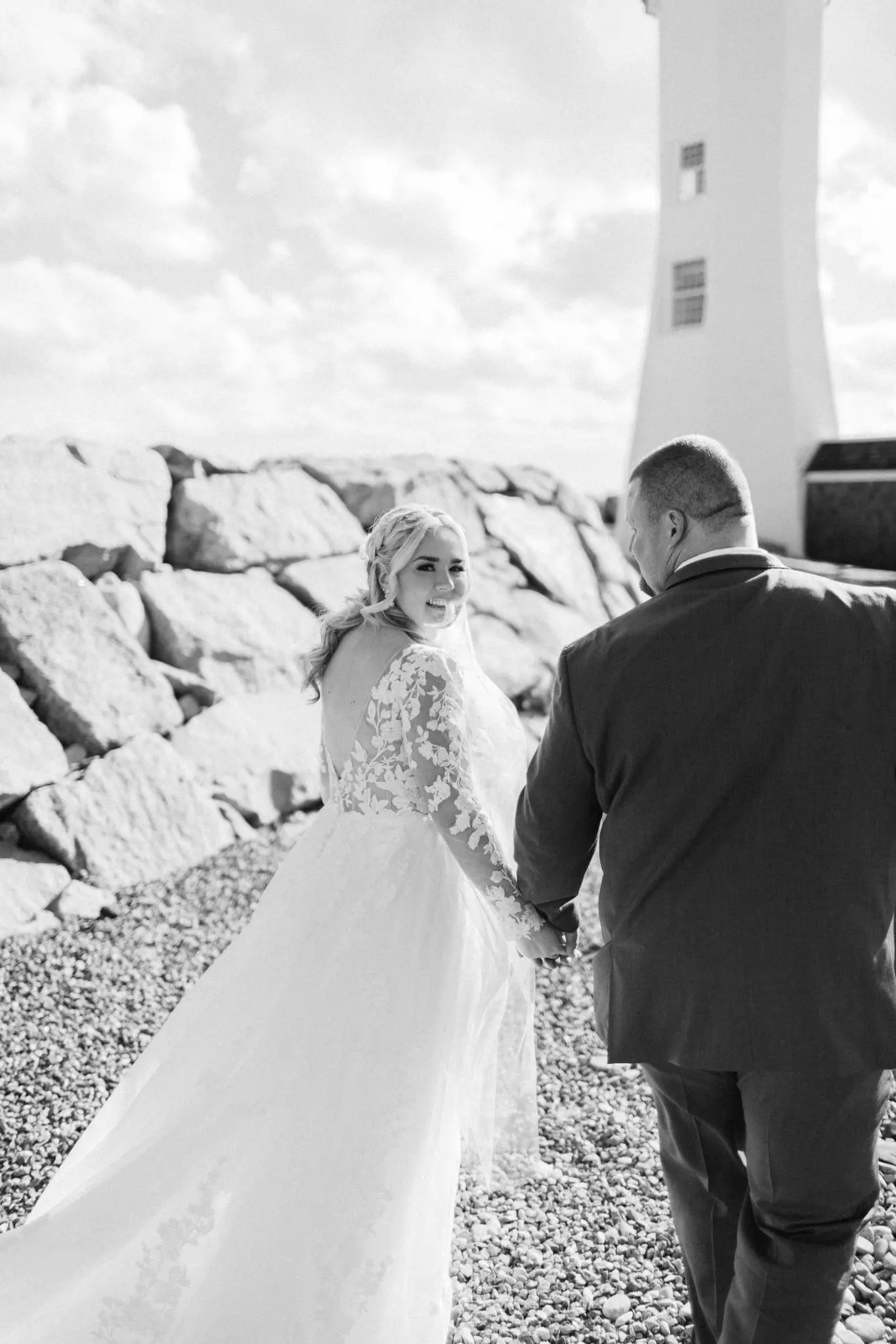 Kelly Dillon Wedding Photographer KellyDillonPhotographyTheBarkerHouseWeddingCapeCodWeddingPhotogapherCapeCodWeddingPhotographyCapeCodPhotography1 scaled