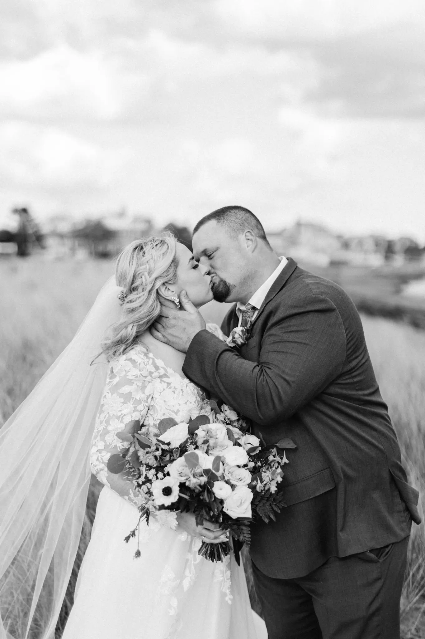 Kelly Dillon Wedding Photographer KellyDillonPhotographyTheBarkerHouseWeddingCapeCodWeddingPhotogapherCapeCodWeddingPhotographyCapeCodPhotography44 scaled