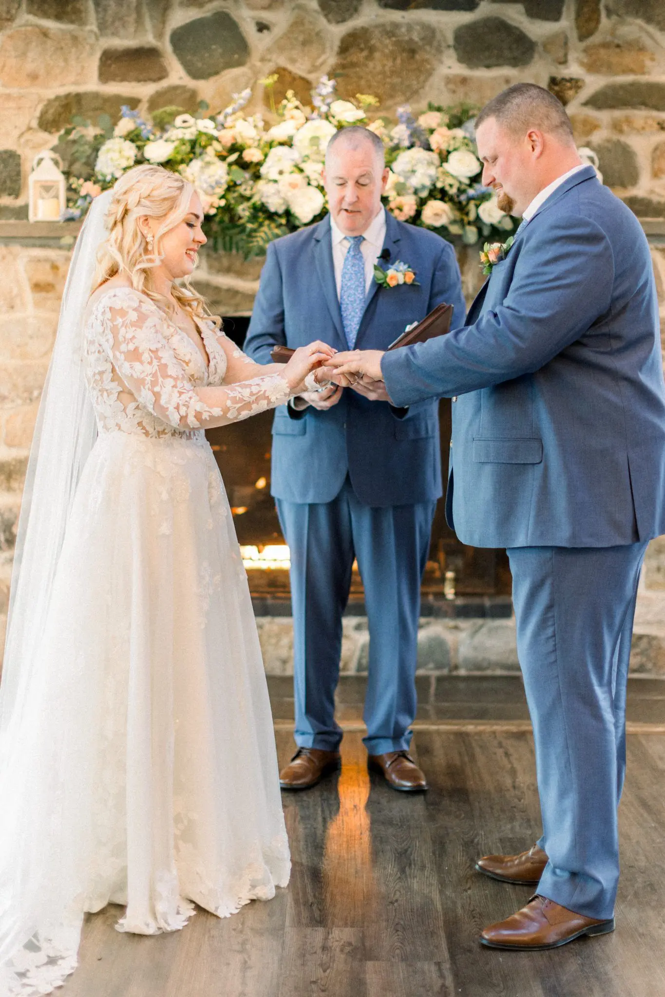 Kelly Dillon Wedding Photographer KellyDillonPhotographyTheBarkerHouseWeddingCapeCodWeddingPhotogapherCapeCodWeddingPhotographyCapeCodPhotography66 scaled