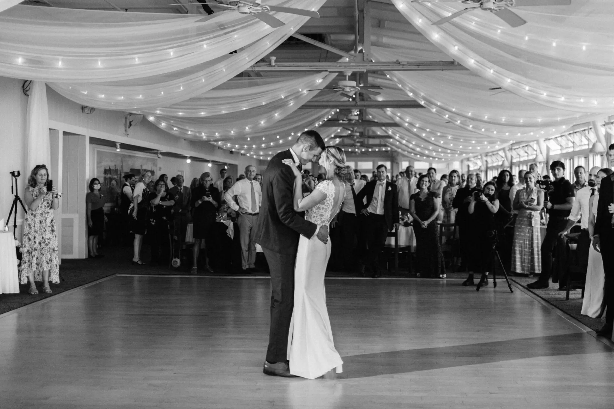 Carly & Mitch The Dunes Club Narragansett, RI Wedding 406 Kelly Dillon Wedding Photographer KellyDillonPhotographyDunesClubWeddingPhotogapherNarragansettRIWeddingPhotographyCapeCodPhotography111 scaled