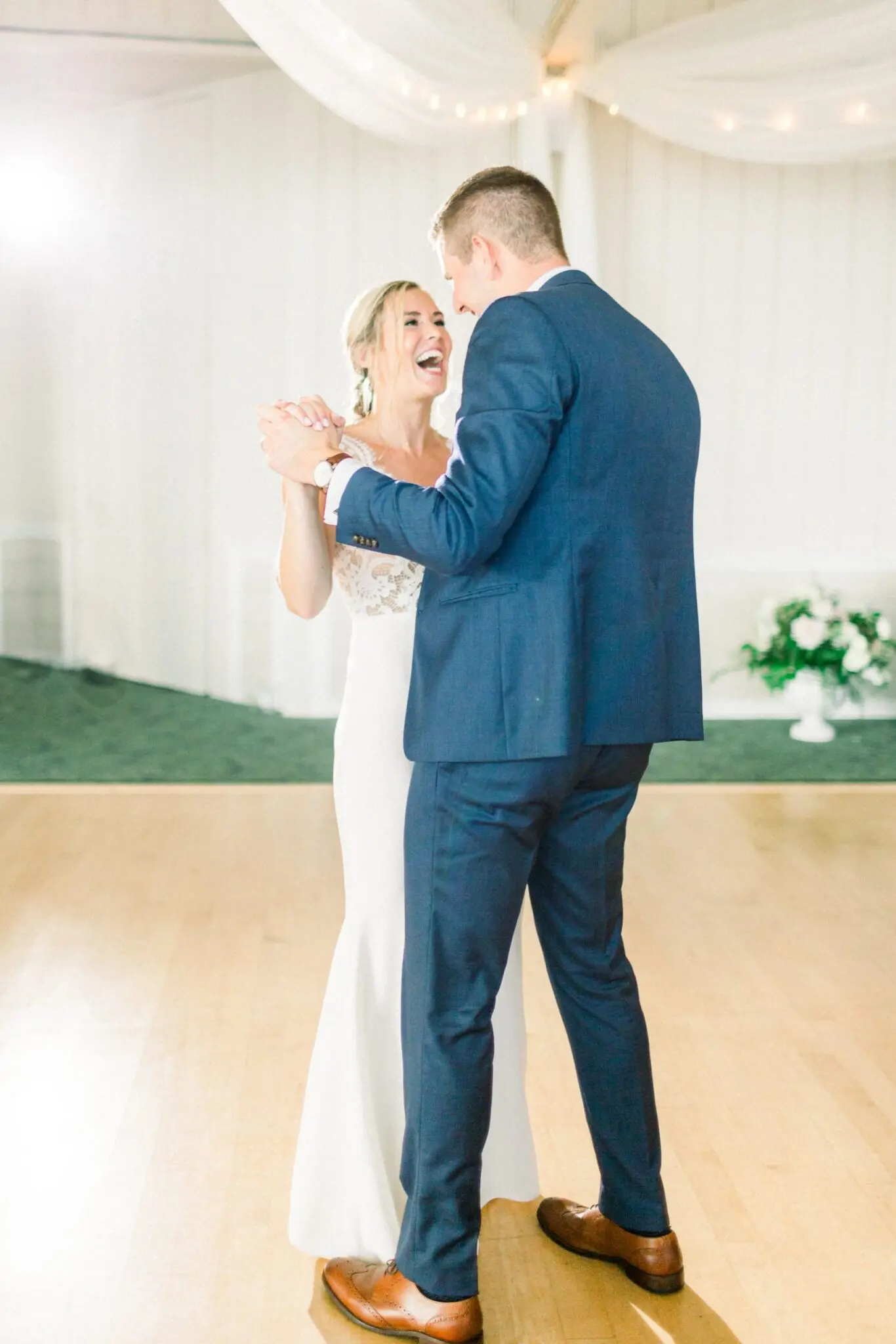 Carly & Mitch The Dunes Club Narragansett, RI Wedding 408 Kelly Dillon Wedding Photographer KellyDillonPhotographyDunesClubWeddingPhotogapherNarragansettRIWeddingPhotographyCapeCodPhotography113 scaled
