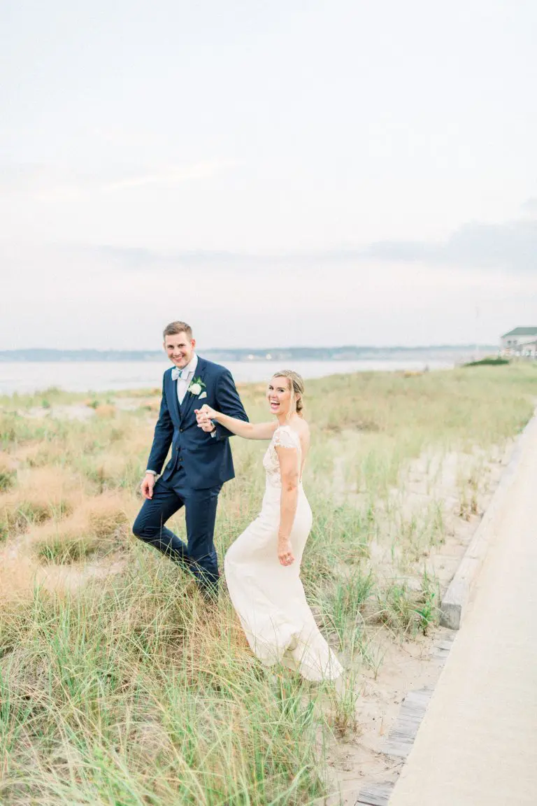 Kelly Dillon Wedding Photographer KellyDillonPhotographyDunesClubWeddingPhotogapherNarragansettRIWeddingPhotographyCapeCodPhotography166