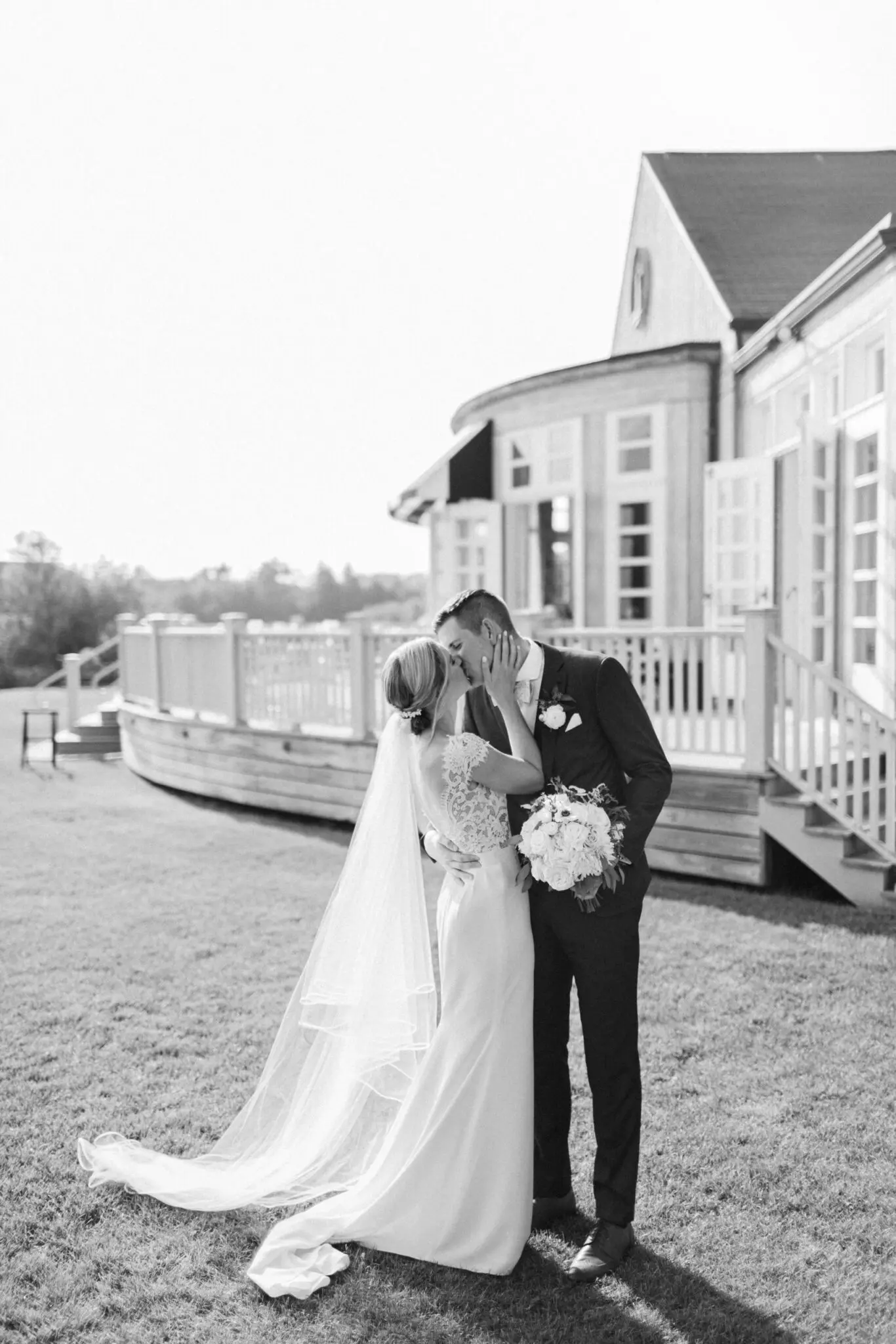 Carly & Mitch The Dunes Club Narragansett, RI Wedding 312 Kelly Dillon Wedding Photographer KellyDillonPhotographyDunesClubWeddingPhotogapherNarragansettRIWeddingPhotographyCapeCodPhotography2 scaled