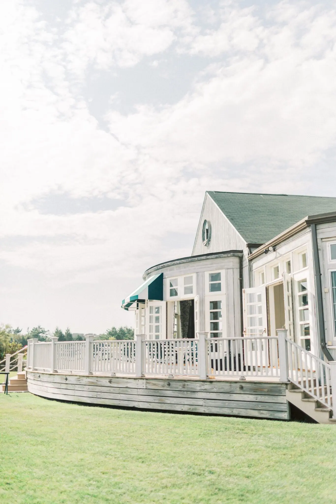 Carly & Mitch The Dunes Club Narragansett, RI Wedding 363 Kelly Dillon Wedding Photographer KellyDillonPhotographyDunesClubWeddingPhotogapherNarragansettRIWeddingPhotographyCapeCodPhotography60 scaled