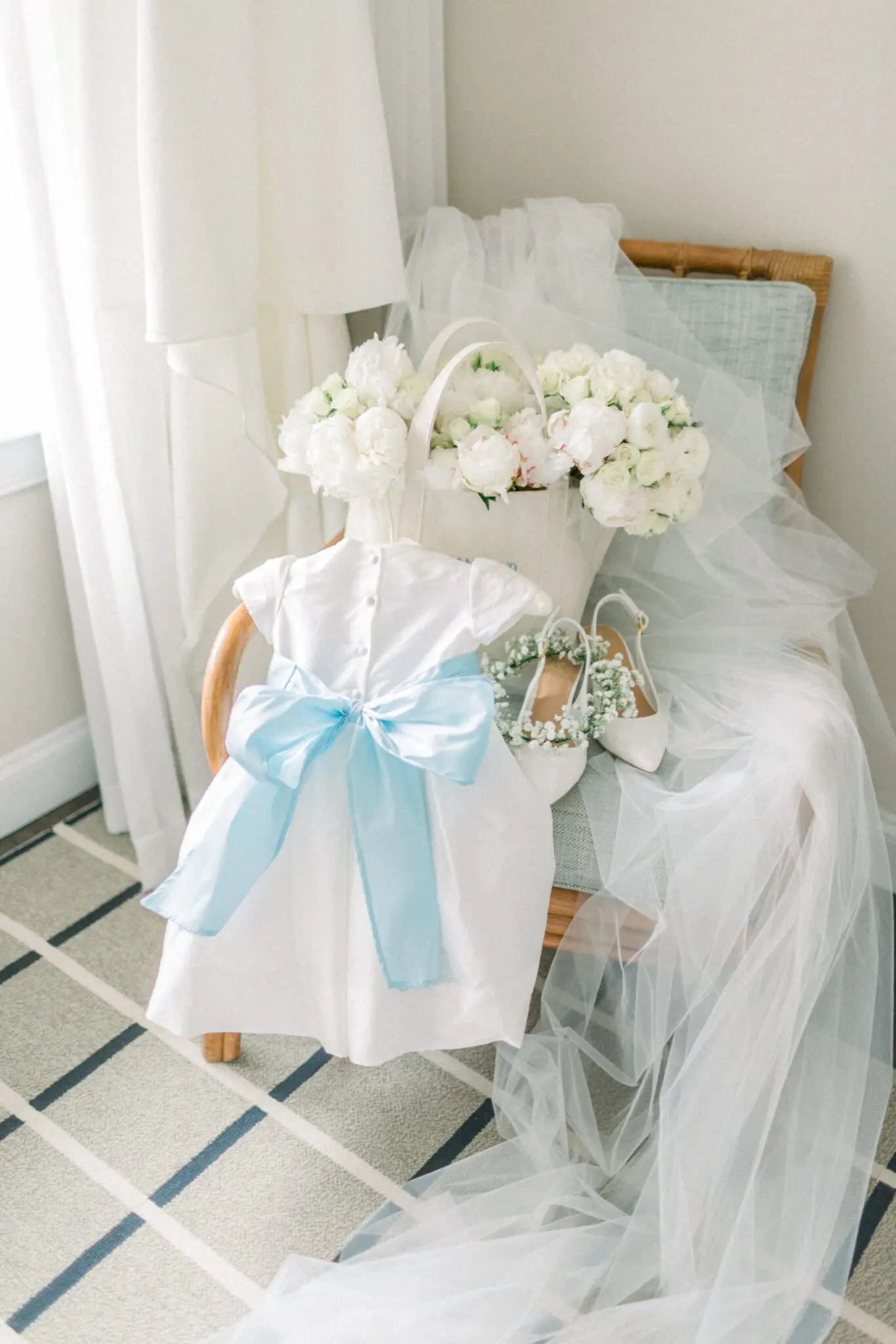 Kelly Dillon Wedding Photographer KellyDillonPhotographyChathamBarsInnCapeCodWeddingPhotogapherCapeCodWeddingPhotography10 scaled