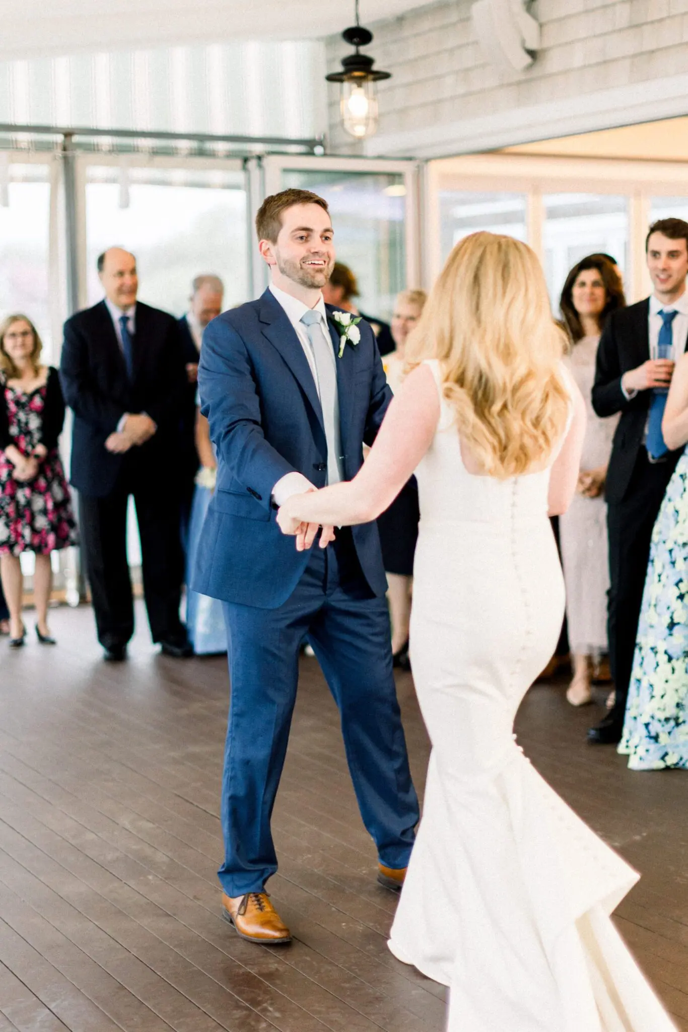 Kelly Dillon Wedding Photographer KellyDillonPhotographyChathamBarsInnCapeCodWeddingPhotogapherCapeCodWeddingPhotography127 scaled