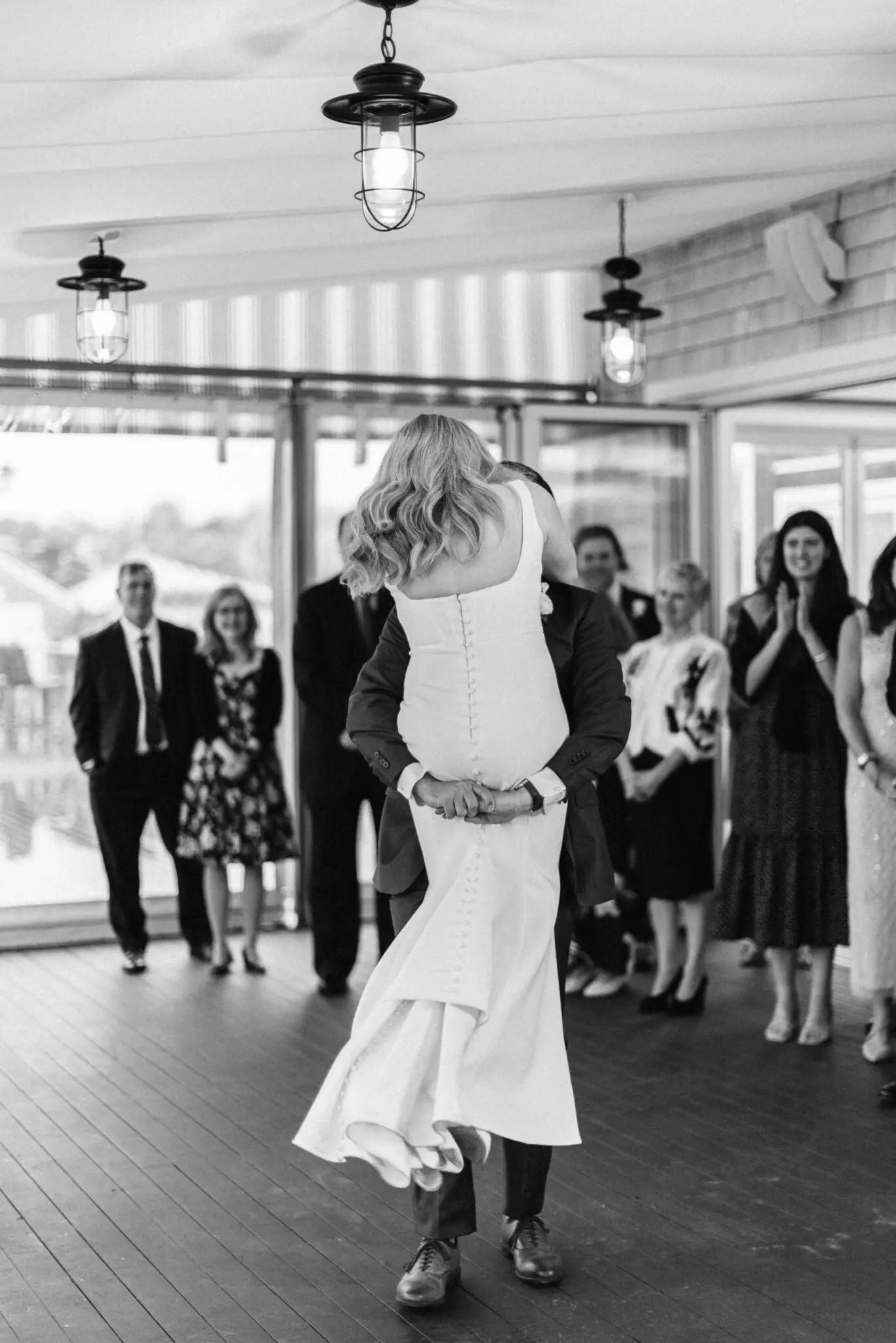 Kelly Dillon Wedding Photographer KellyDillonPhotographyChathamBarsInnCapeCodWeddingPhotogapherCapeCodWeddingPhotography128 scaled