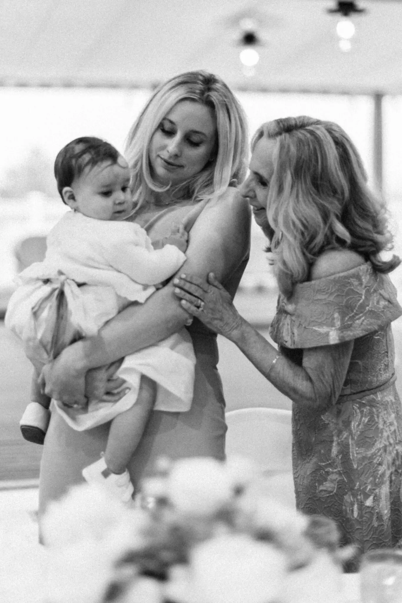 Kelly Dillon Wedding Photographer KellyDillonPhotographyChathamBarsInnCapeCodWeddingPhotogapherCapeCodWeddingPhotography141 scaled