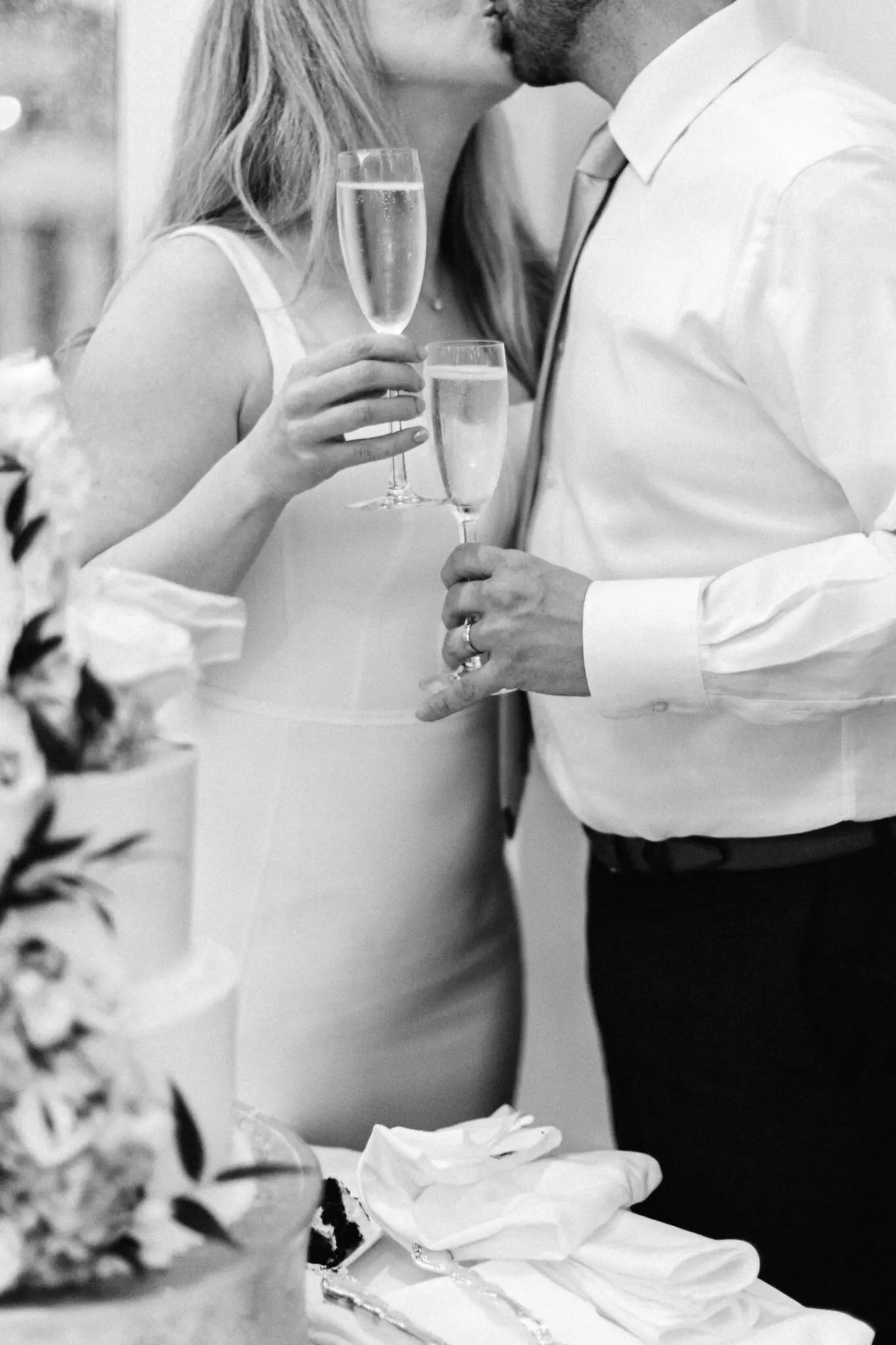 Kelly Dillon Wedding Photographer KellyDillonPhotographyChathamBarsInnCapeCodWeddingPhotogapherCapeCodWeddingPhotography146 scaled