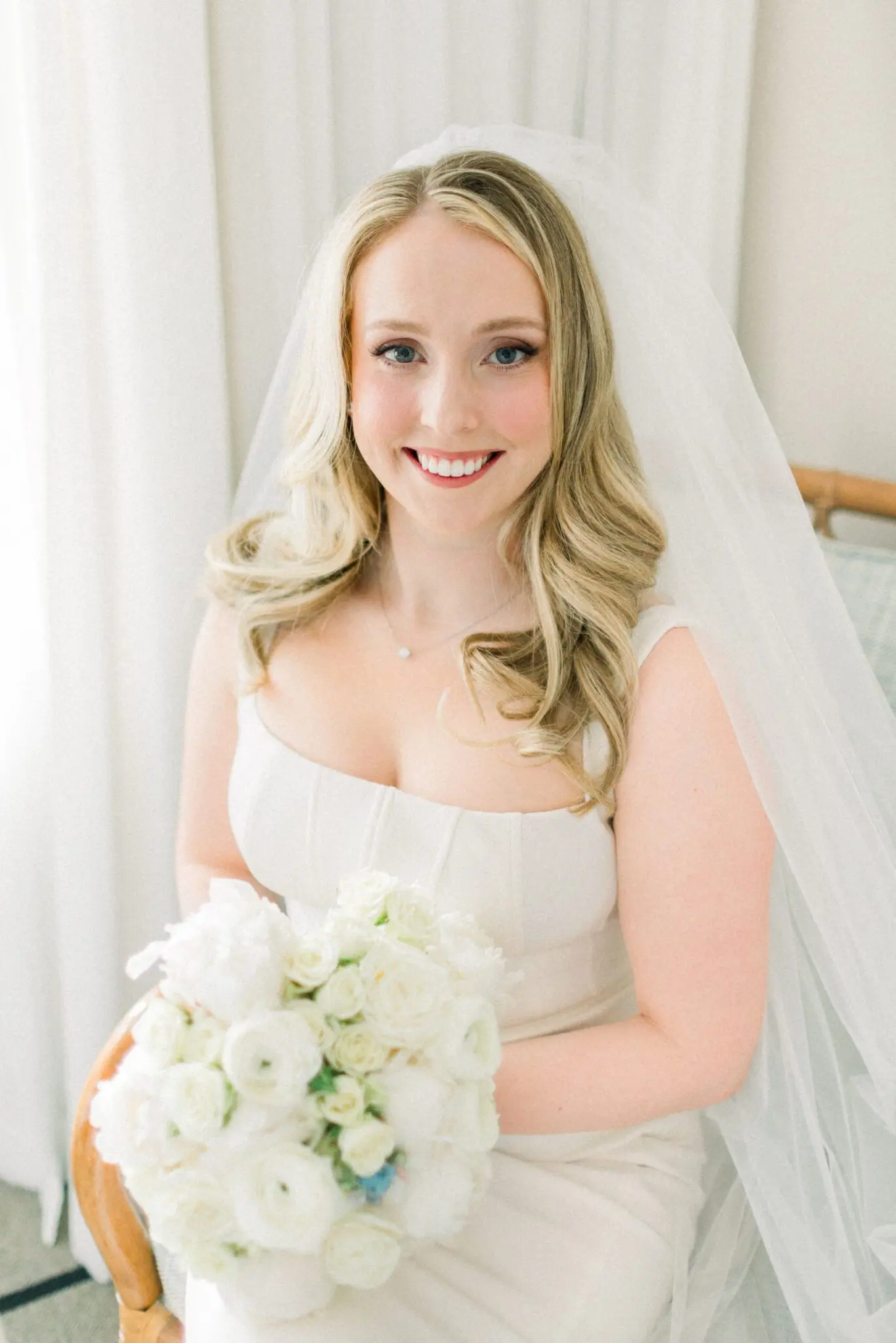 Kelly Dillon Wedding Photographer KellyDillonPhotographyChathamBarsInnCapeCodWeddingPhotogapherCapeCodWeddingPhotography29 scaled