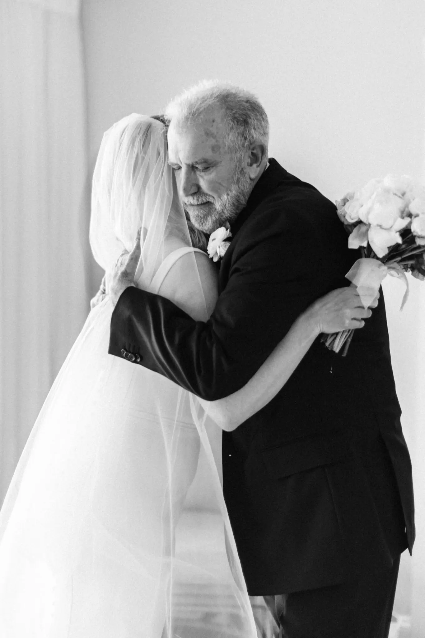 Kelly Dillon Wedding Photographer KellyDillonPhotographyChathamBarsInnCapeCodWeddingPhotogapherCapeCodWeddingPhotography31 scaled