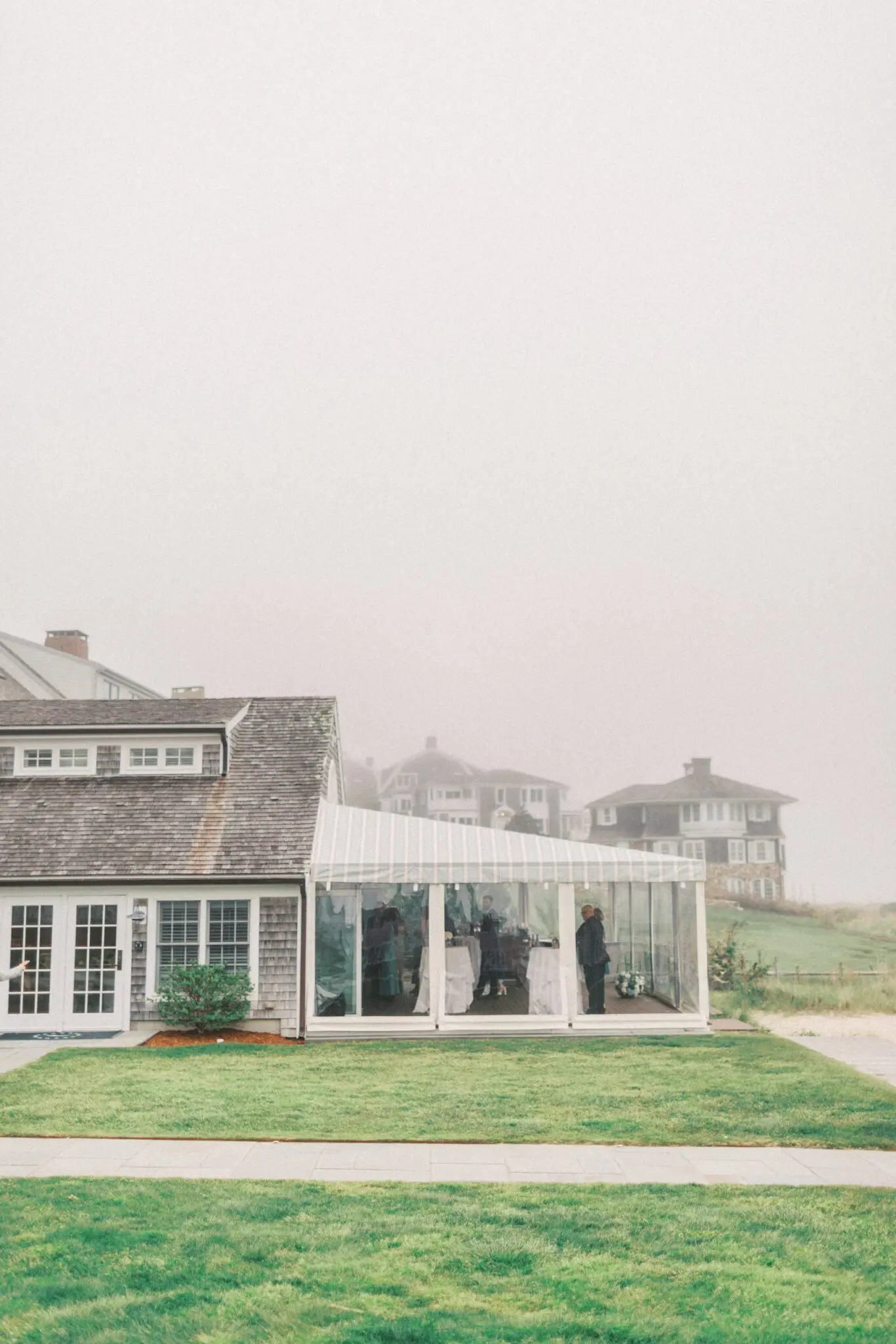 Kelly Dillon Wedding Photographer KellyDillonPhotographyChathamBarsInnCapeCodWeddingPhotogapherCapeCodWeddingPhotography65 scaled